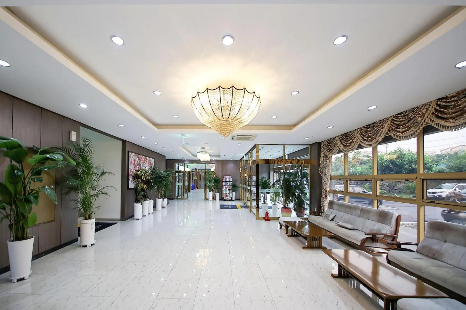 Lobby or reception in Shin Shin Hotel Jeju City