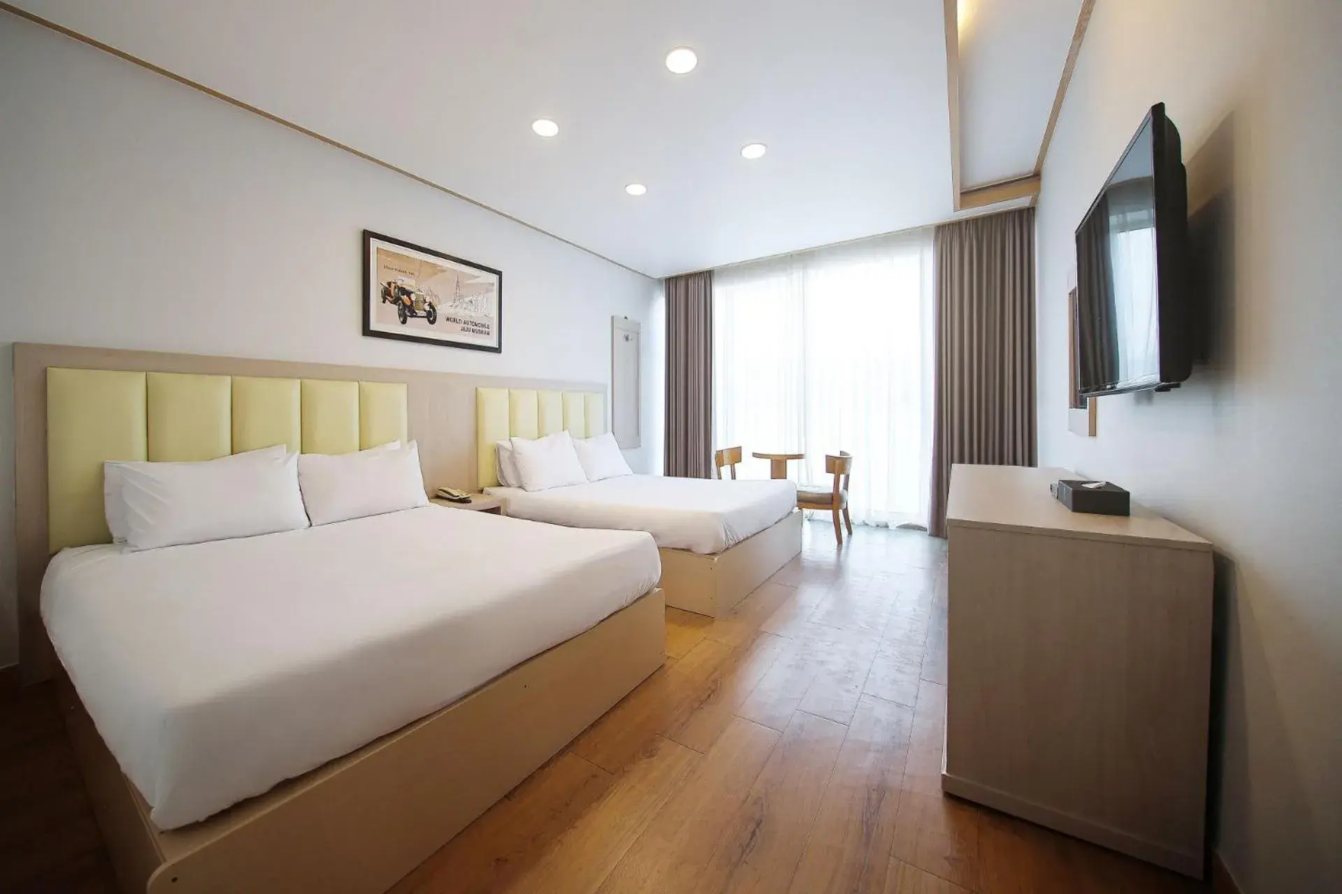 Family Double Room in Shin Shin Hotel Jeju City Family Double Room in Shin Shin Hotel Jeju City