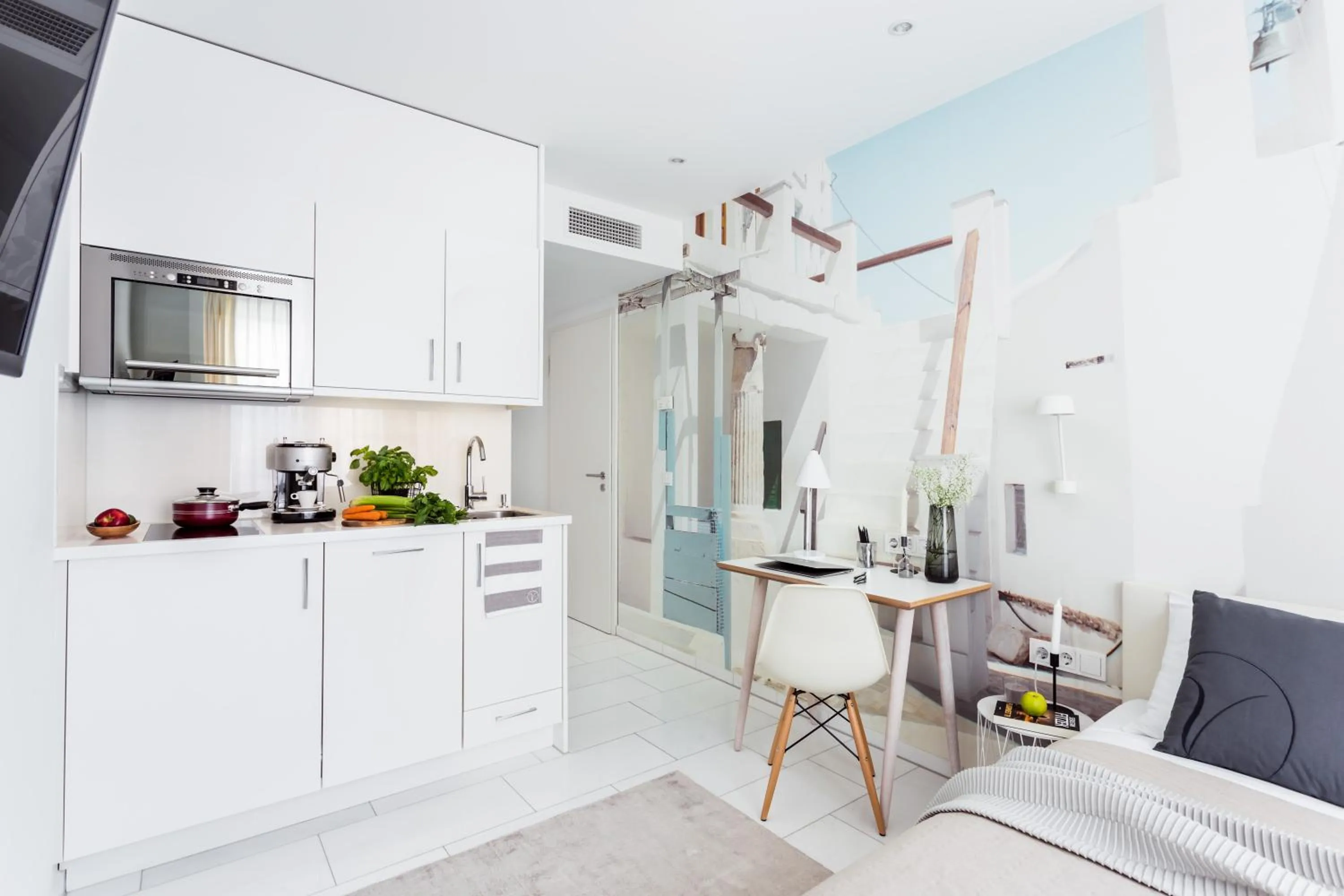 Kitchen or kitchenette in Skyreach BizzStay - Wohnen am Main