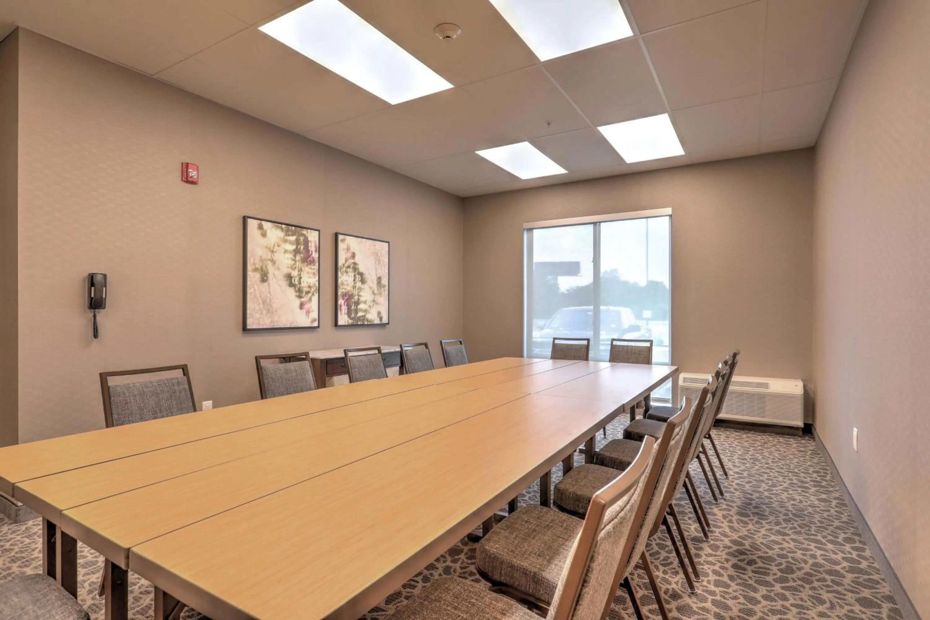 Meeting/conference room in Courtyard by Marriott Deptford