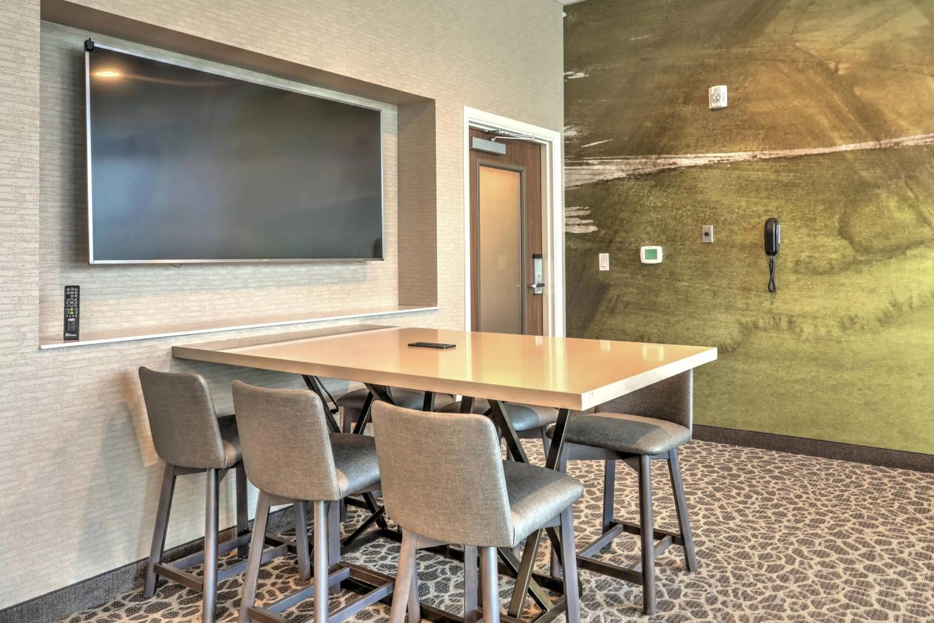 Lobby or reception in Courtyard by Marriott Deptford