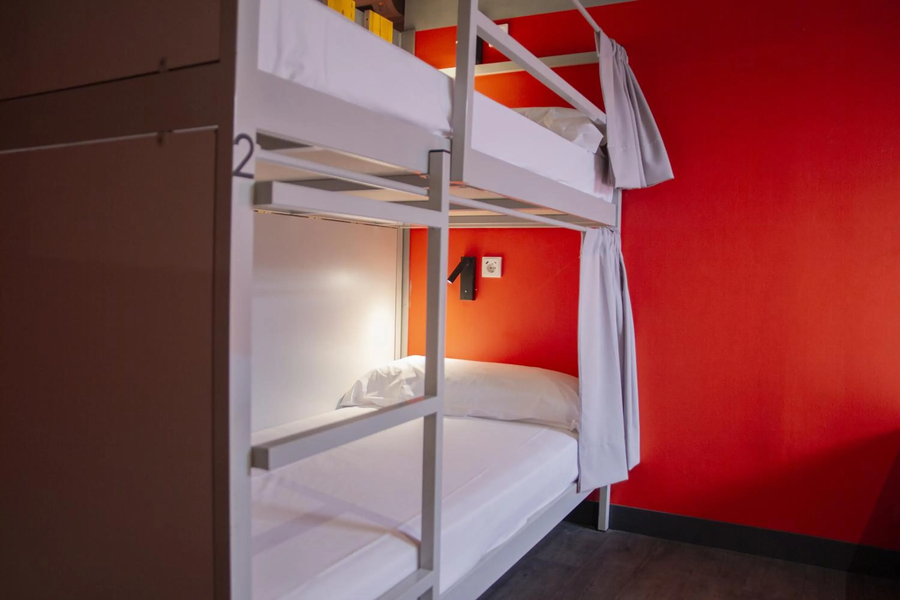 Photo of the whole room, Bed in Youth Hostel Center Valencia