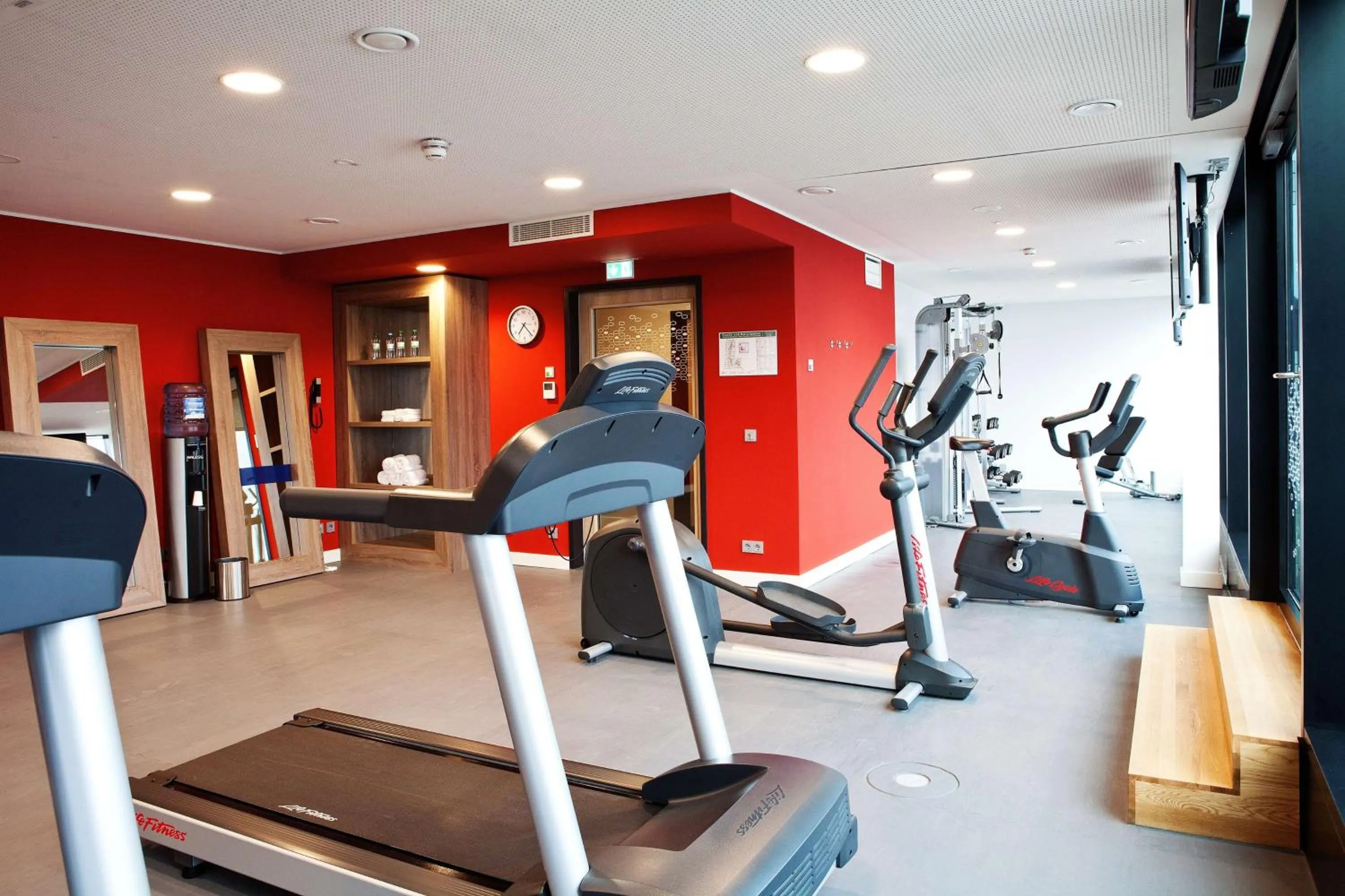 Fitness centre/facilities in Hampton By Hilton Aachen Tivoli