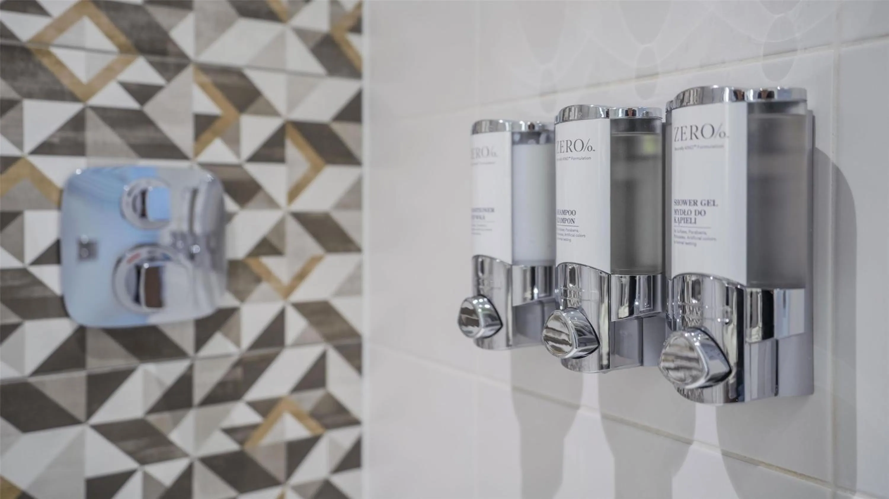 Shower in Hampton By Hilton Gdansk Oliwa