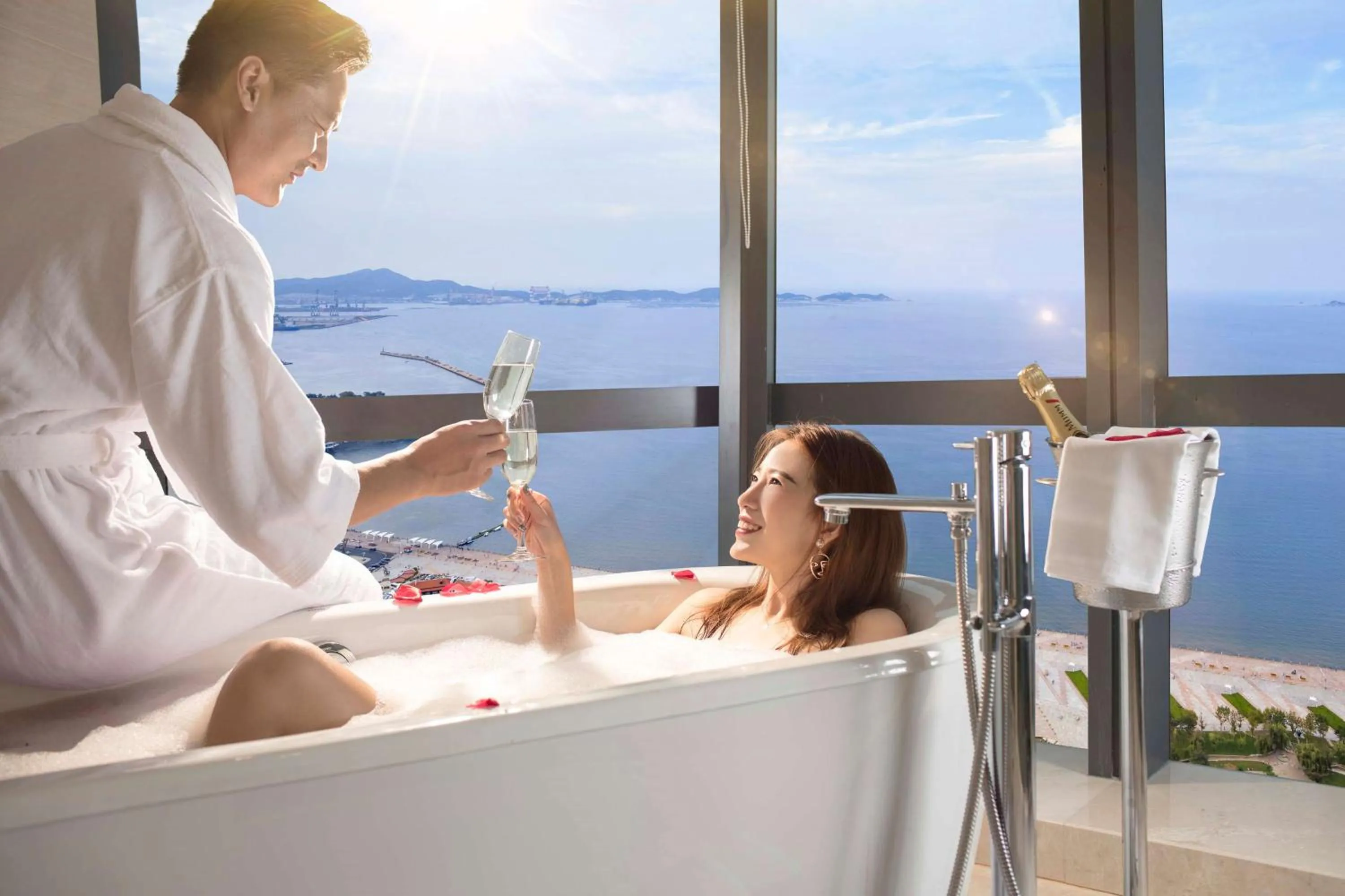 Bathroom in Hilton Yantai