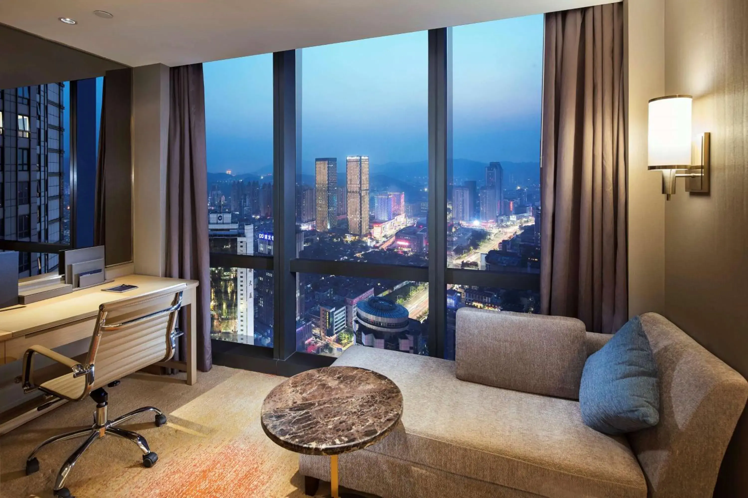 Double Room with Two Double Beds in Hilton Yantai Double Room with Two Double Beds in Hilton Yantai