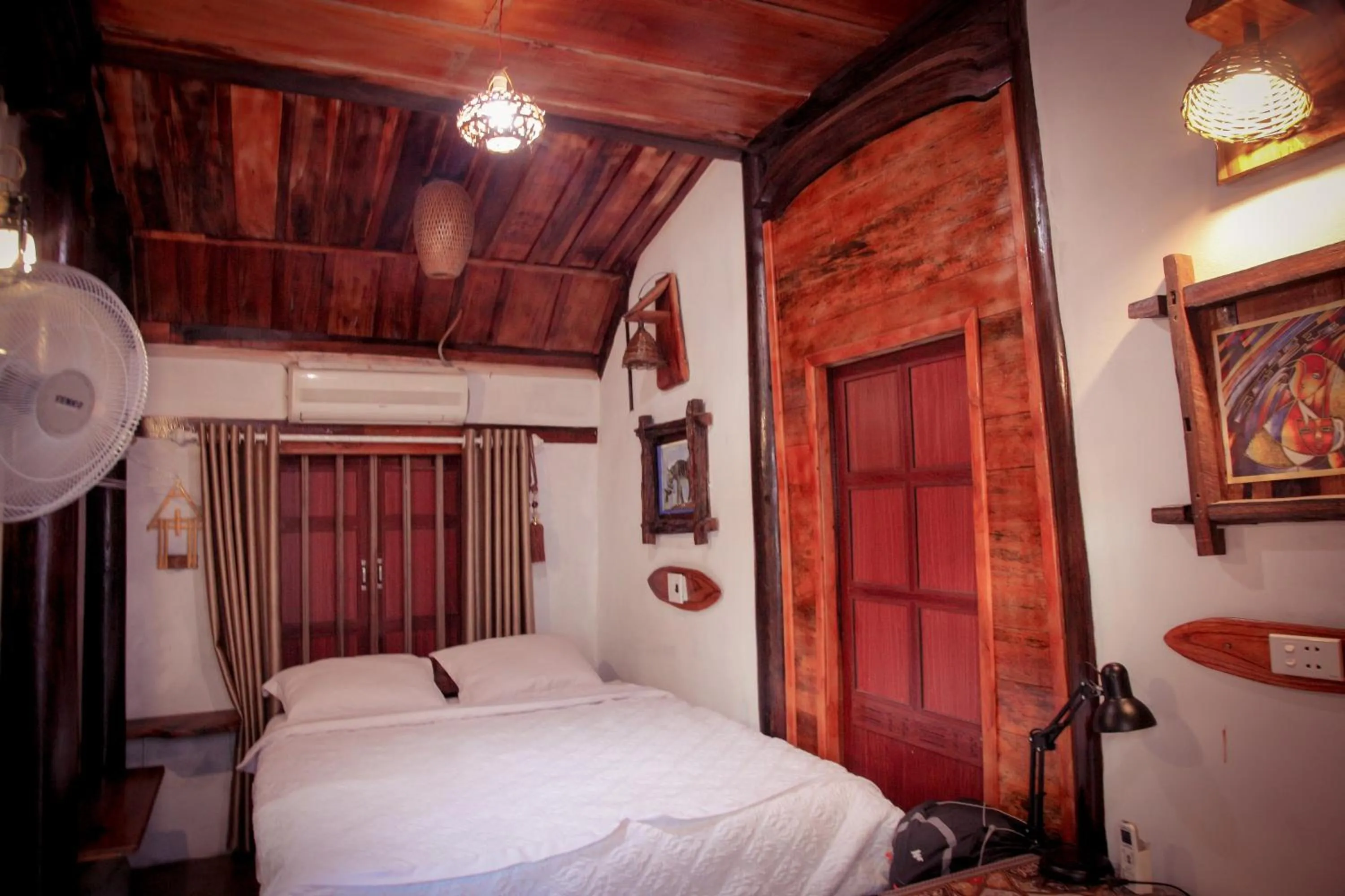 Bed in Highway 20 Homestay