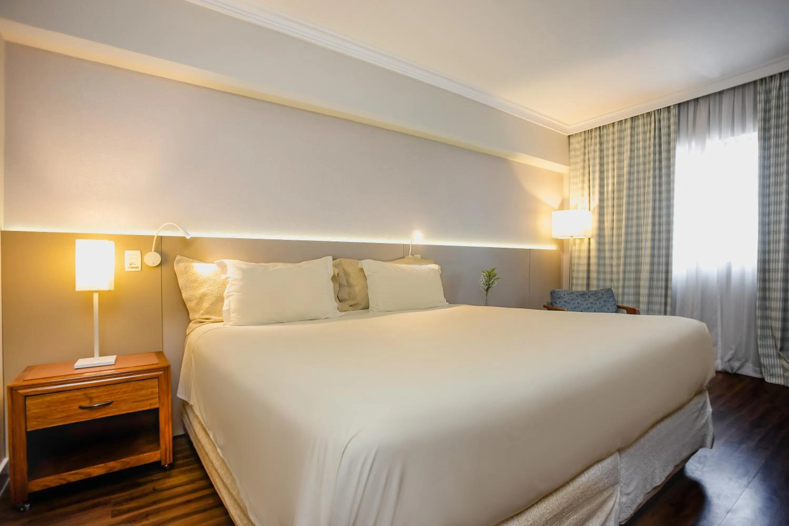 Bedroom, Bed in Bourbon Convention Hotel Santos