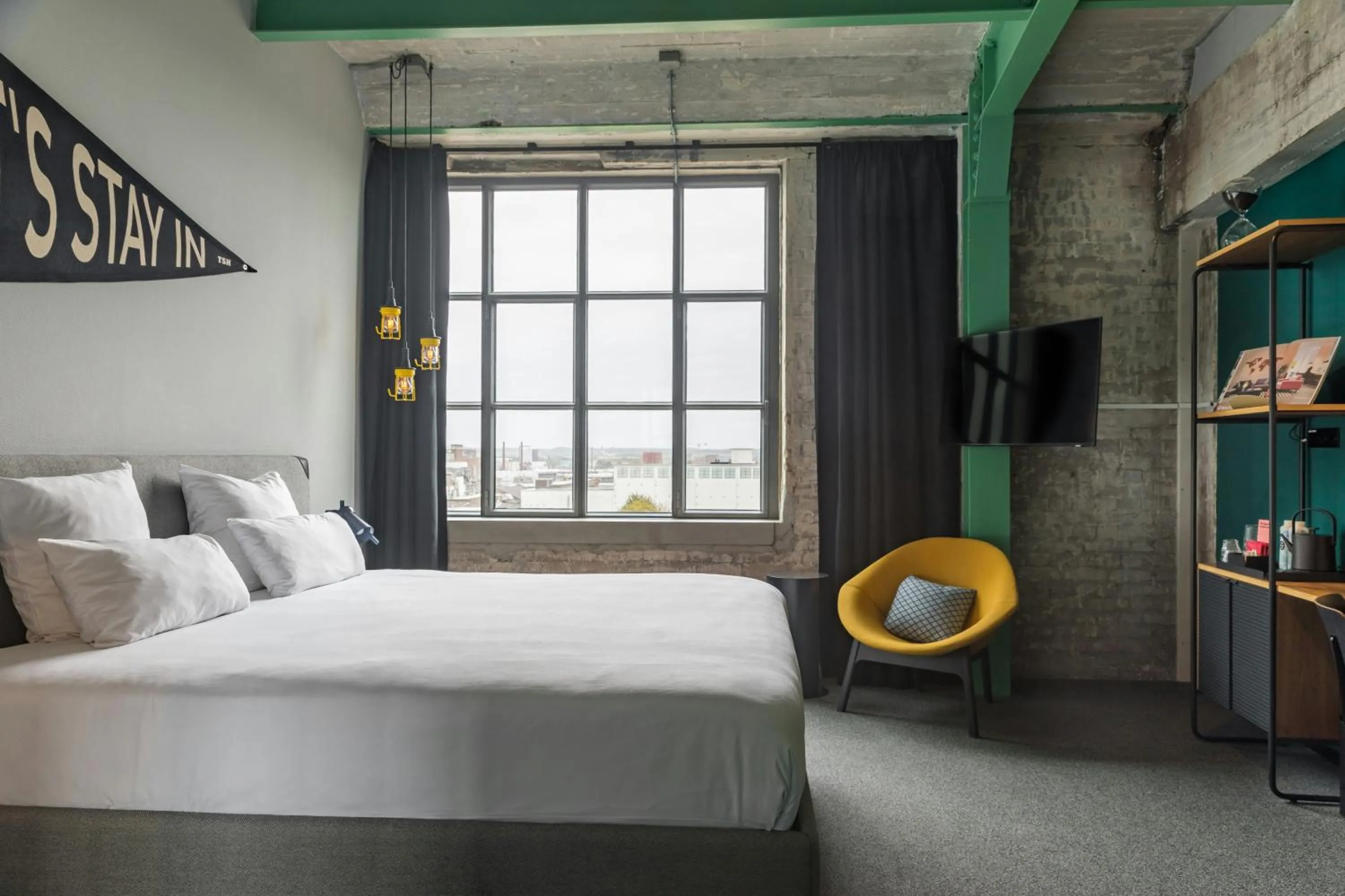 Photo of the whole room, Bed in The Social Hub Maastricht