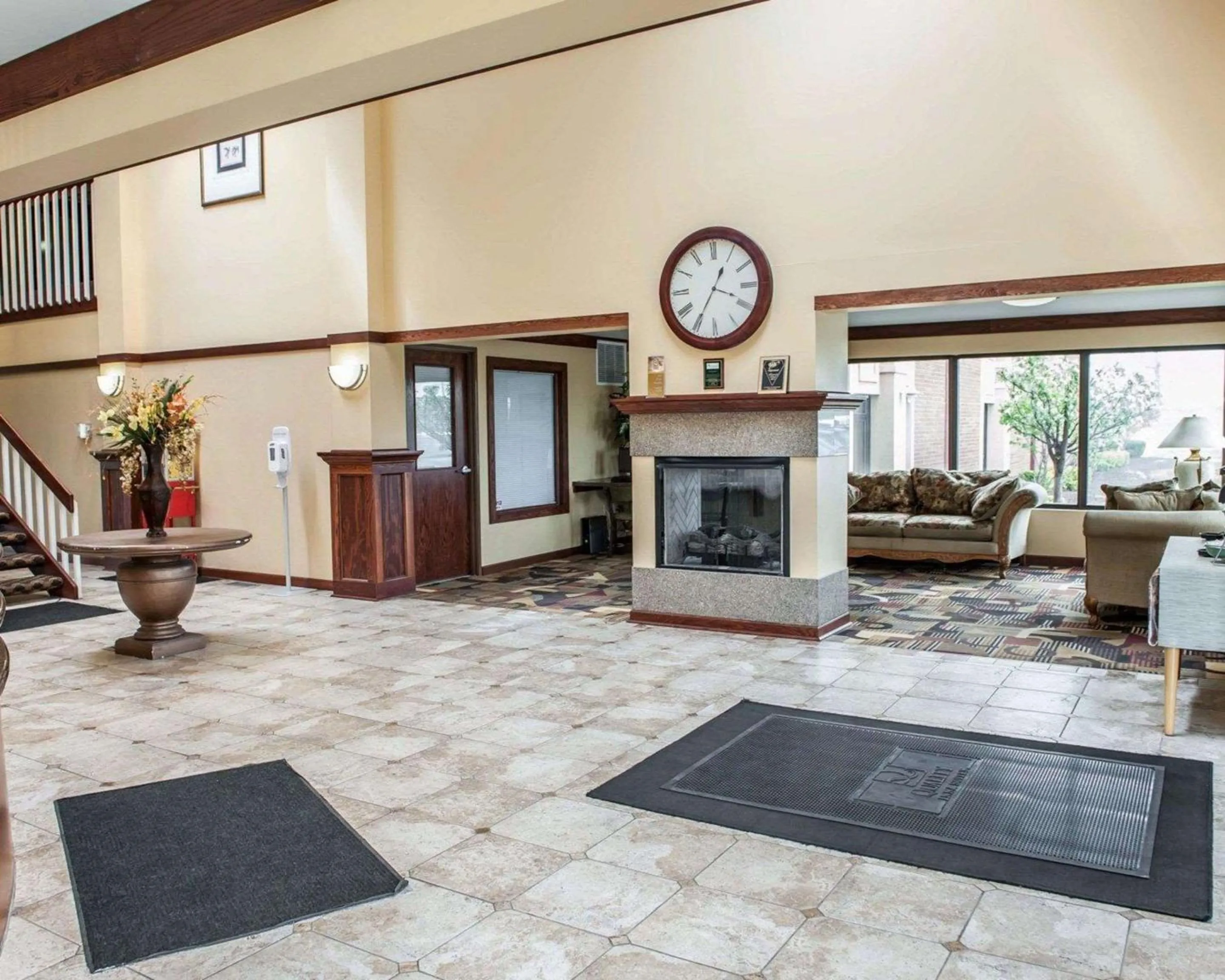 Lobby or reception in Quality Inn & Suites Greenfield I-70