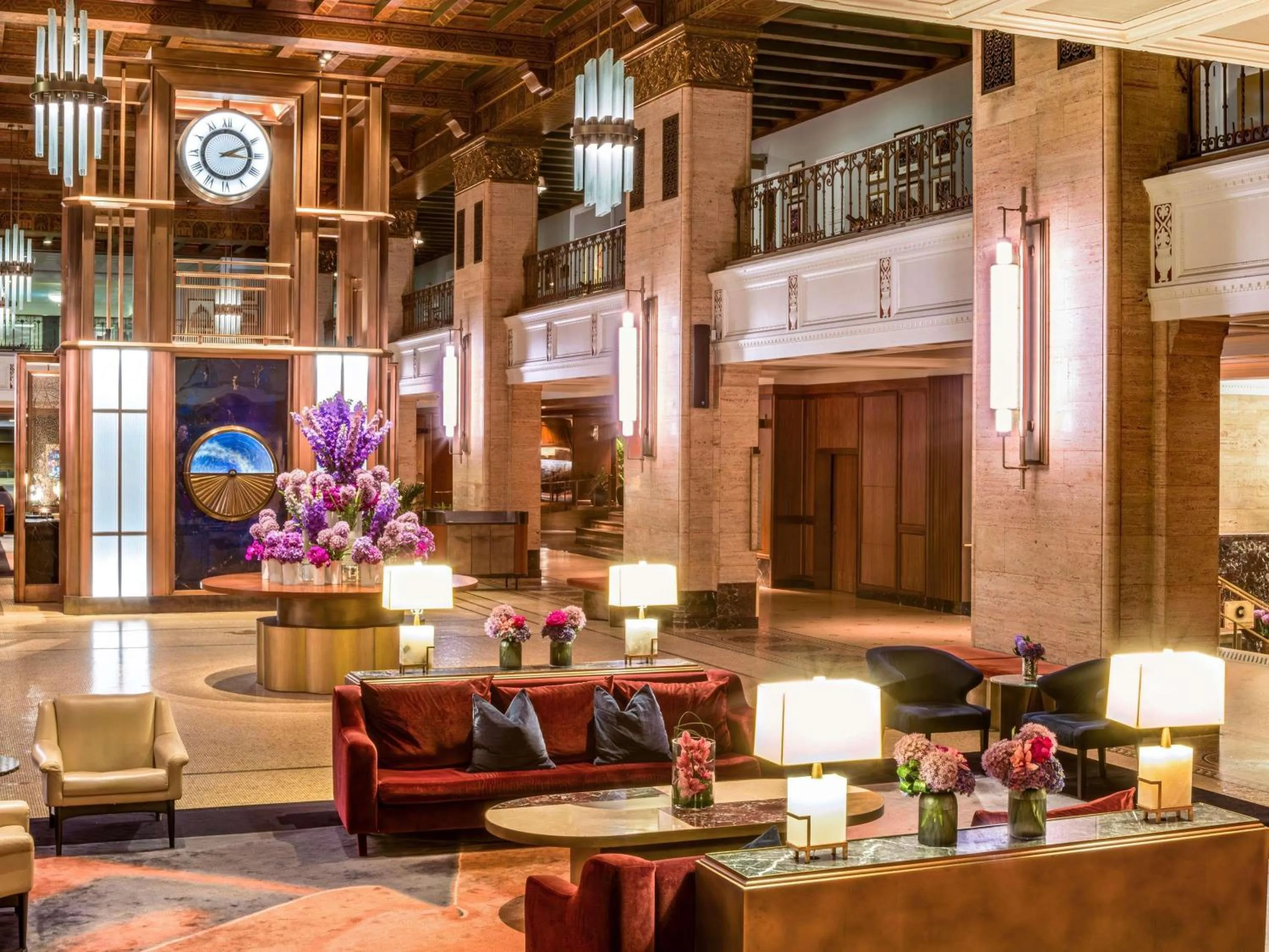 Property building in Fairmont Royal York Hotel