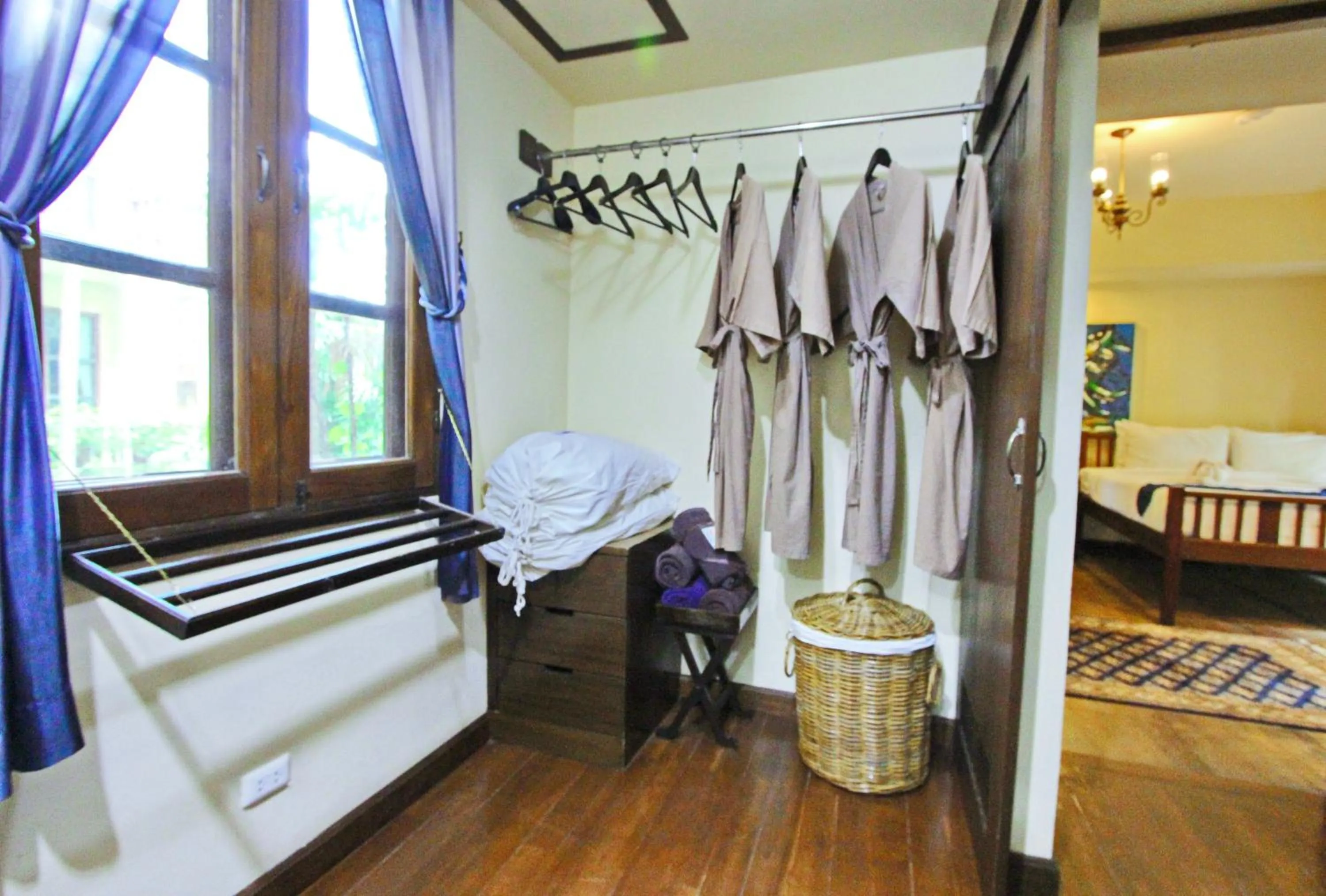 Area and facilities, Bed in Shewe Wana Suite Resort