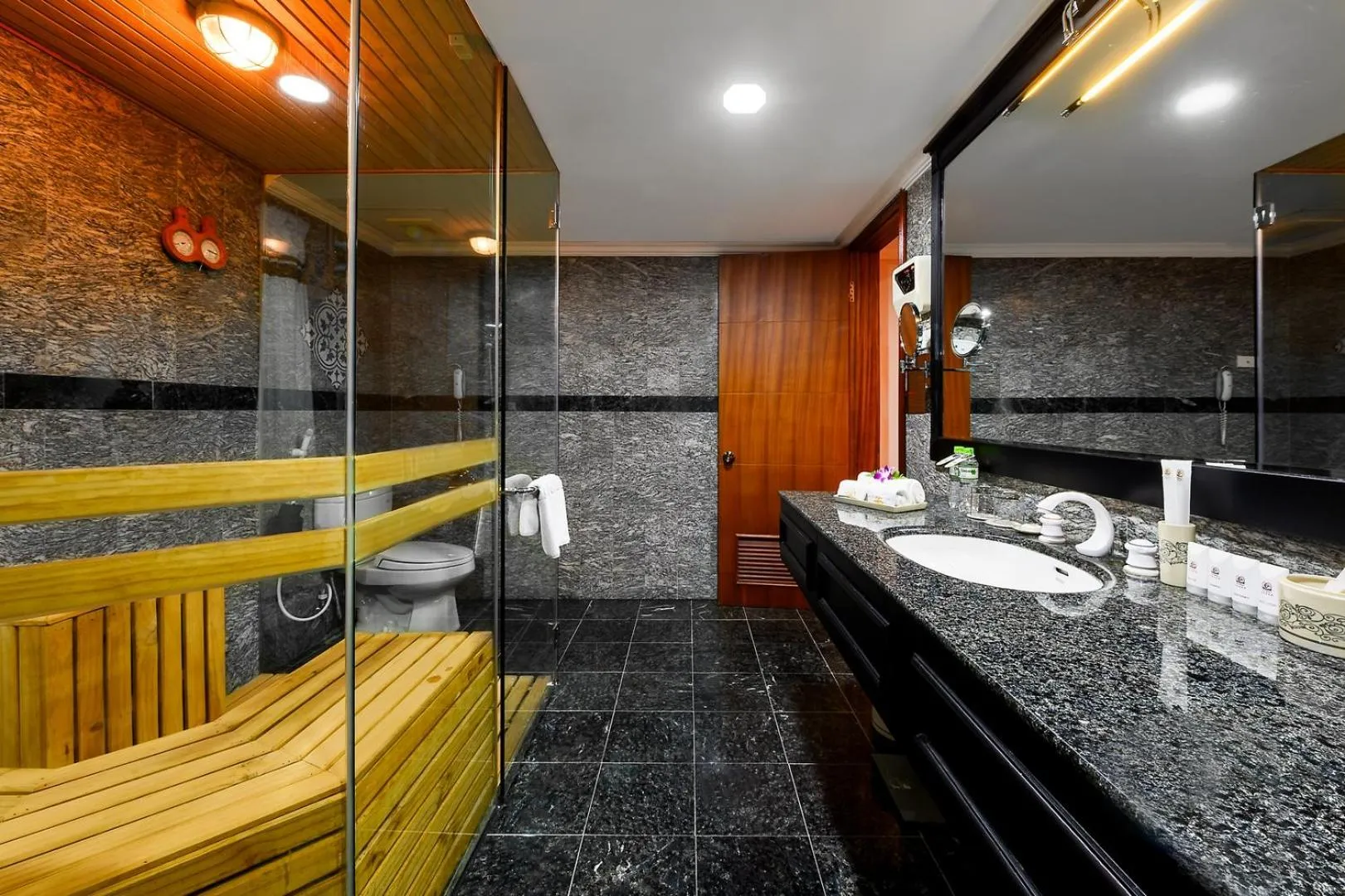 Shower in Muong Thanh Luxury Song Han Hotel