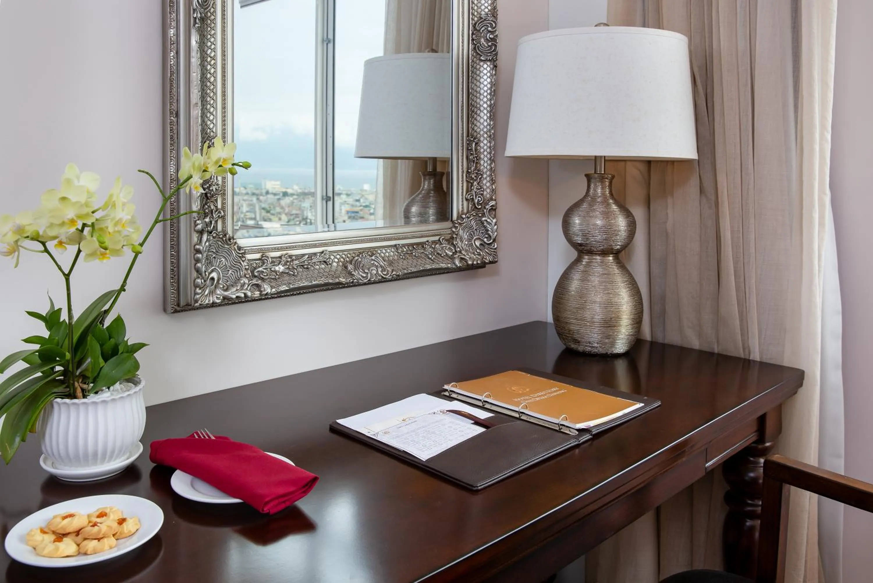 Seating area in Muong Thanh Luxury Song Han Hotel