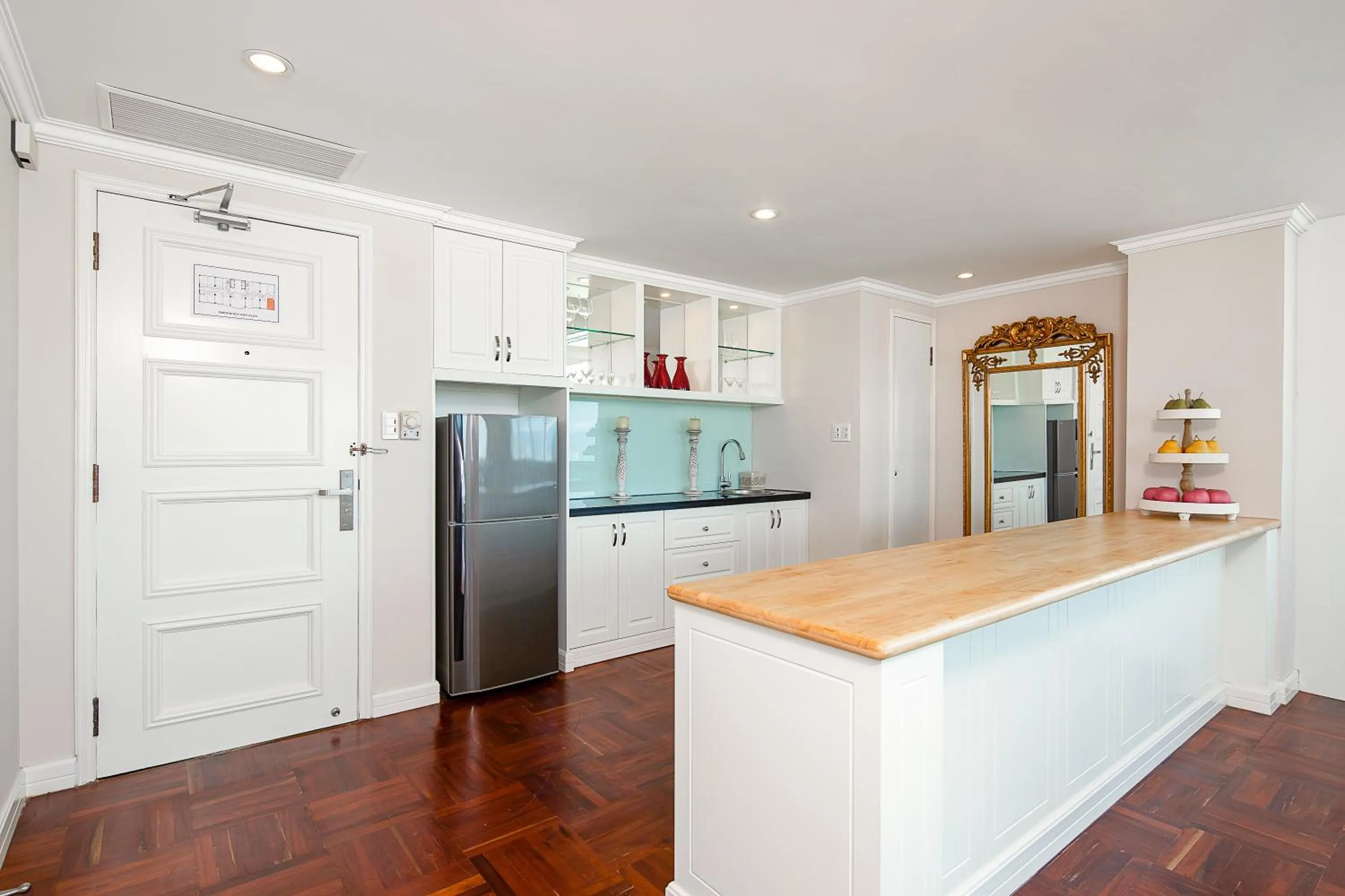 Kitchen or kitchenette in Muong Thanh Luxury Song Han Hotel