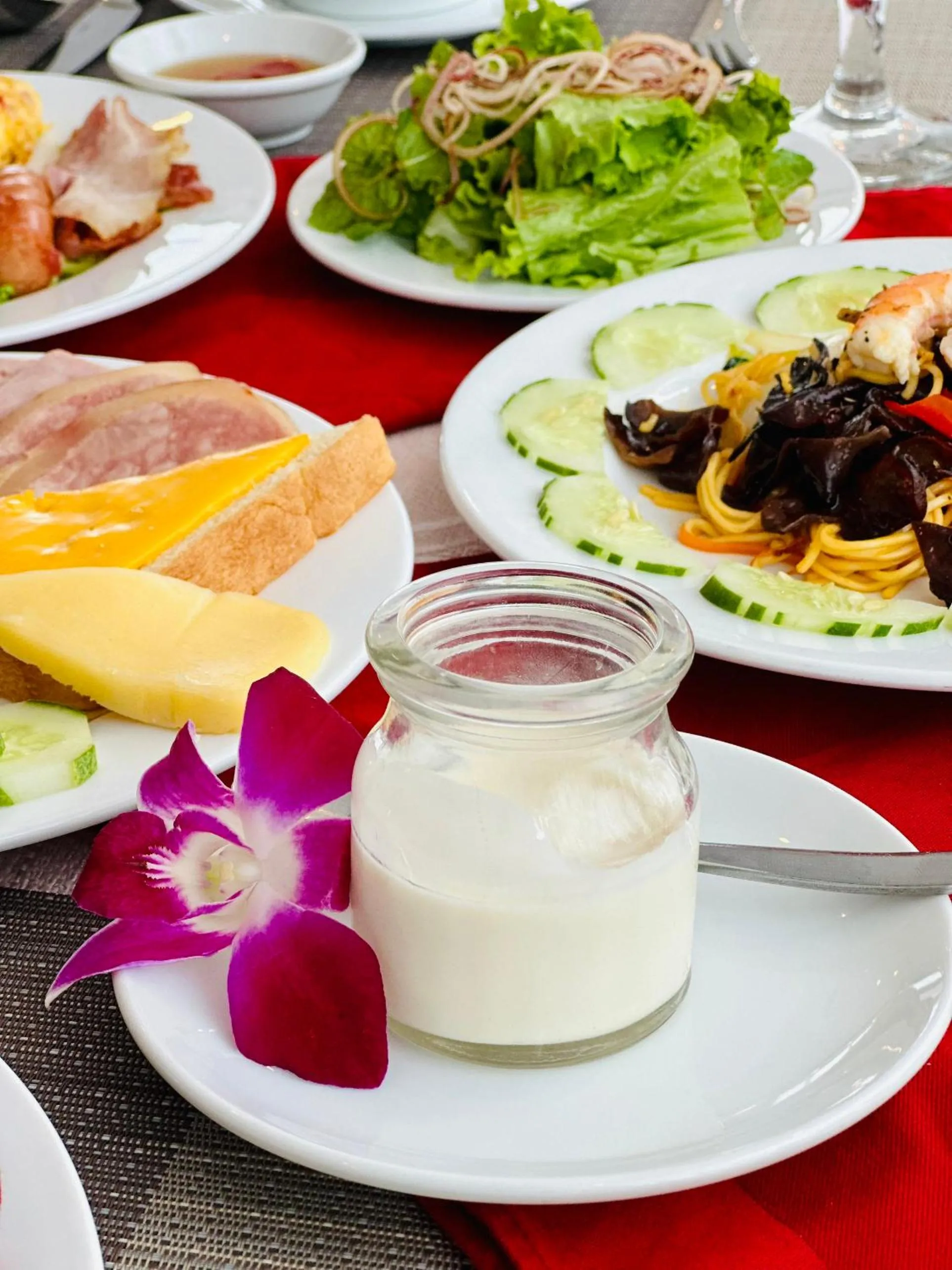 Breakfast in Muong Thanh Luxury Song Han Hotel