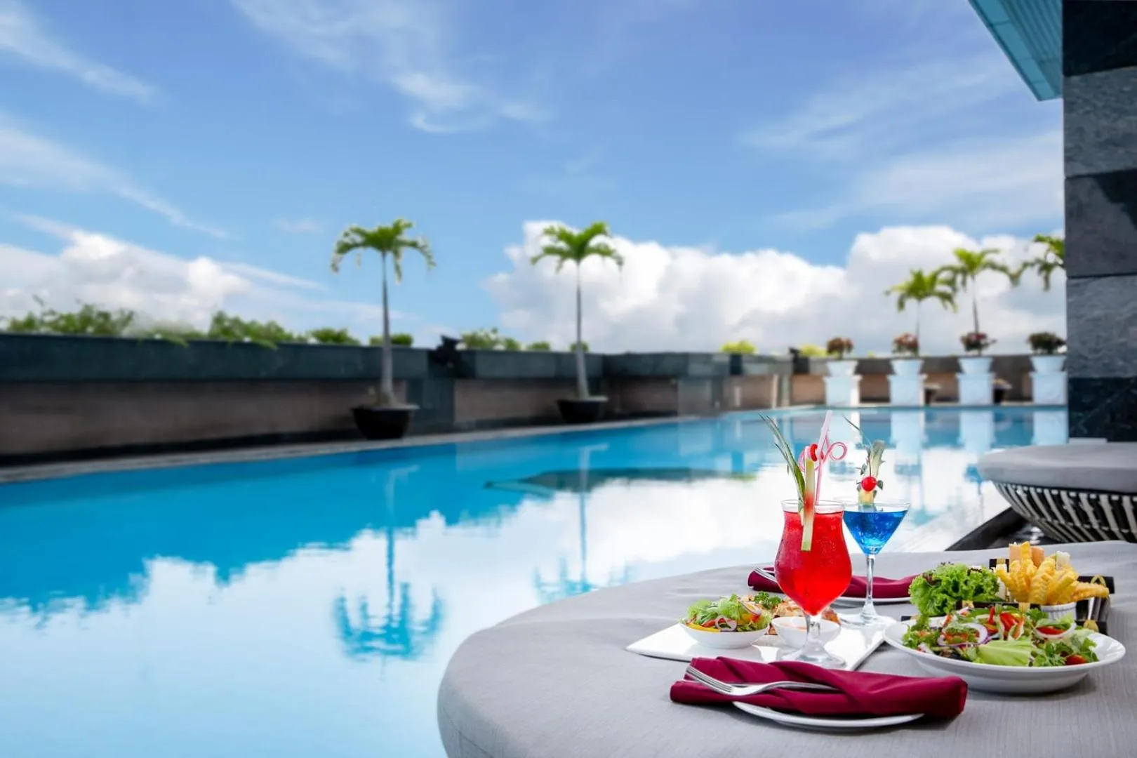 Food and drinks in Muong Thanh Luxury Song Han Hotel