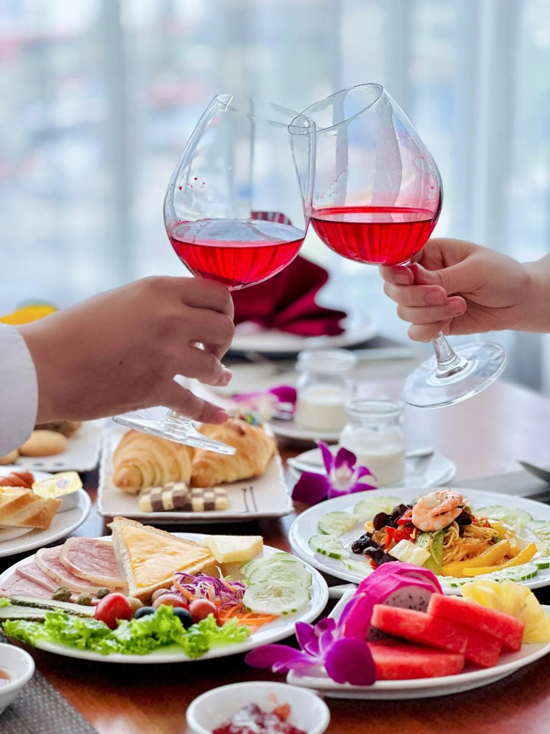 Restaurant/places to eat in Muong Thanh Luxury Song Han Hotel