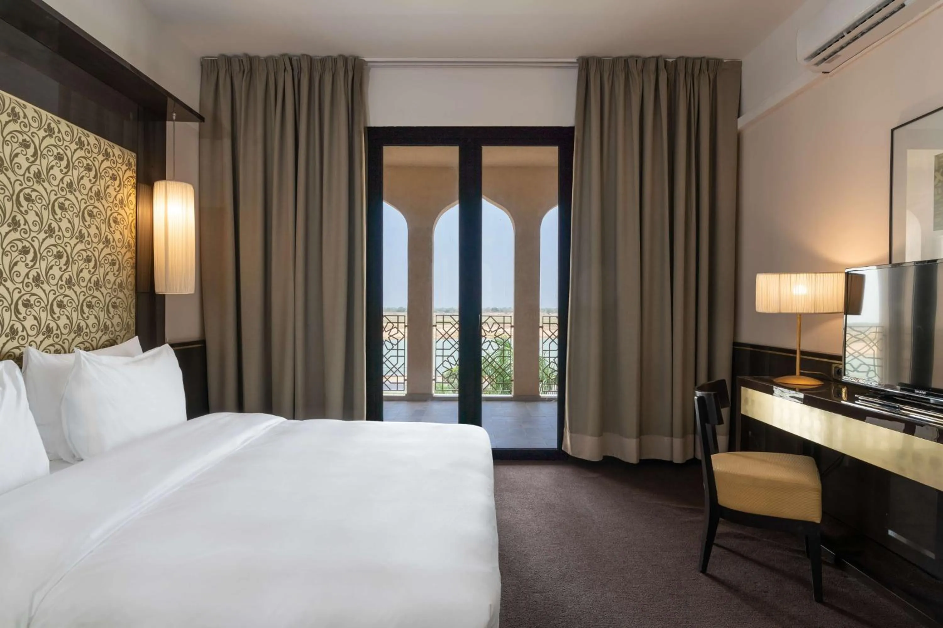 Bed in Radisson Blu Hotel N'Djamena