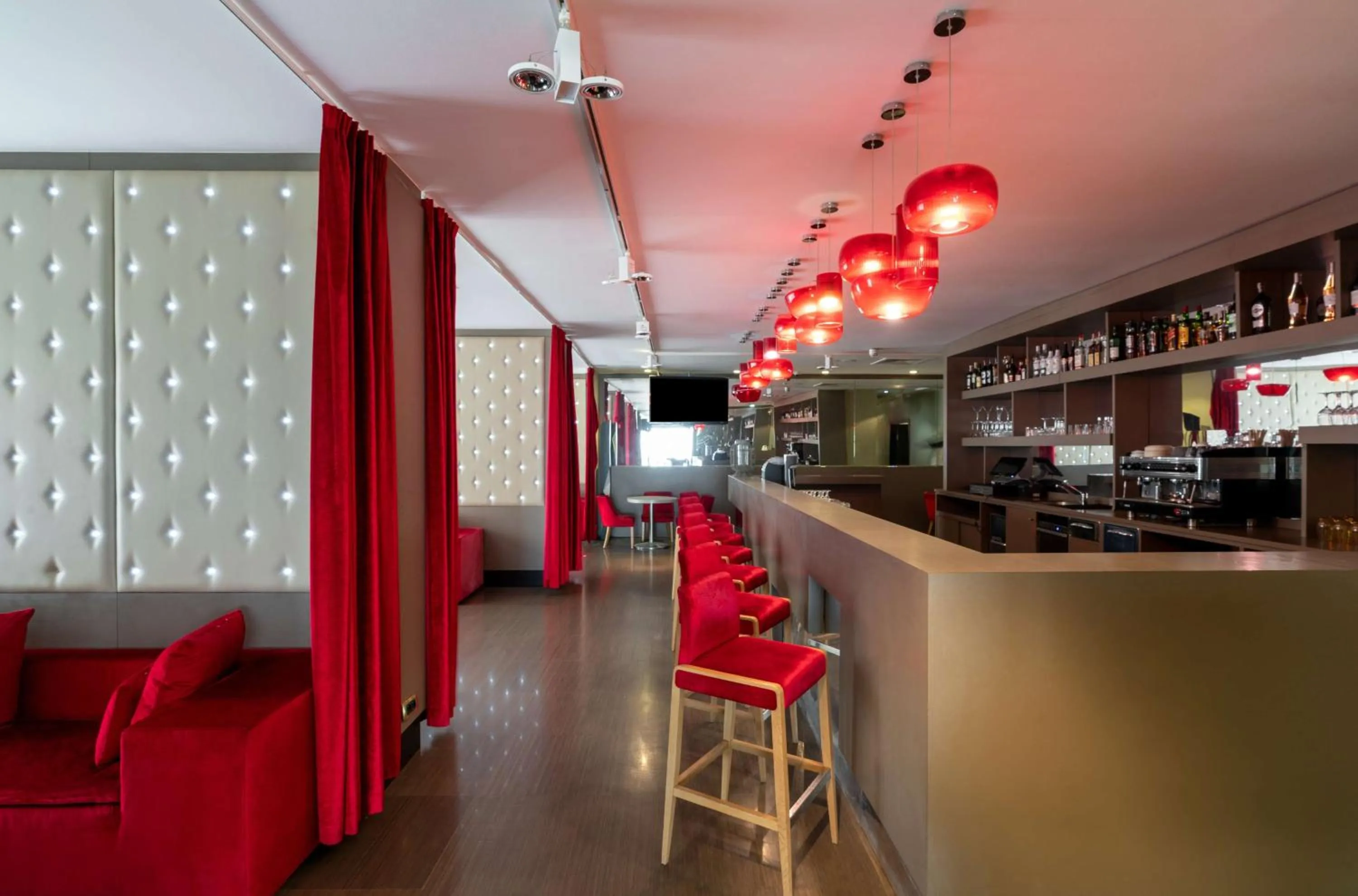 Restaurant/places to eat in Radisson Blu Hotel N'Djamena