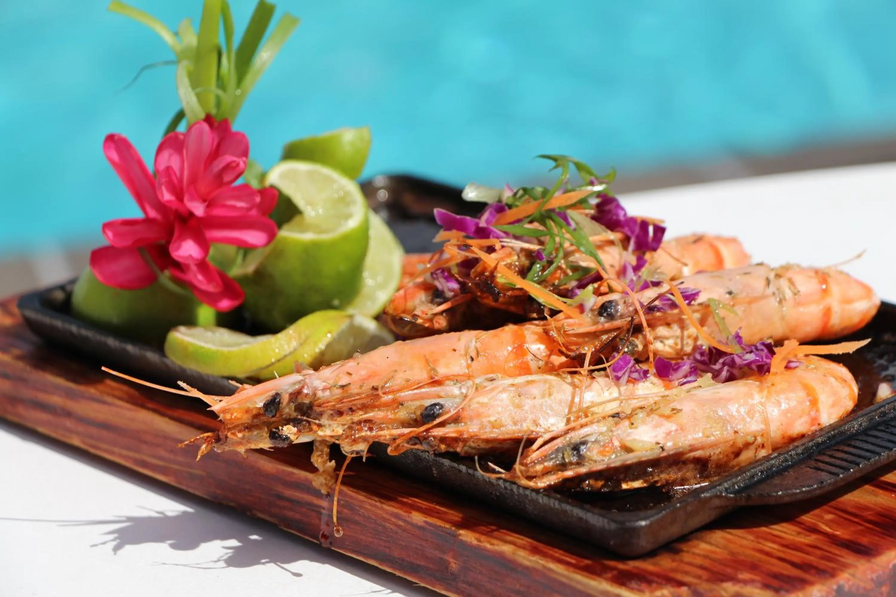 Restaurant/places to eat in Muri Beach Club Hotel