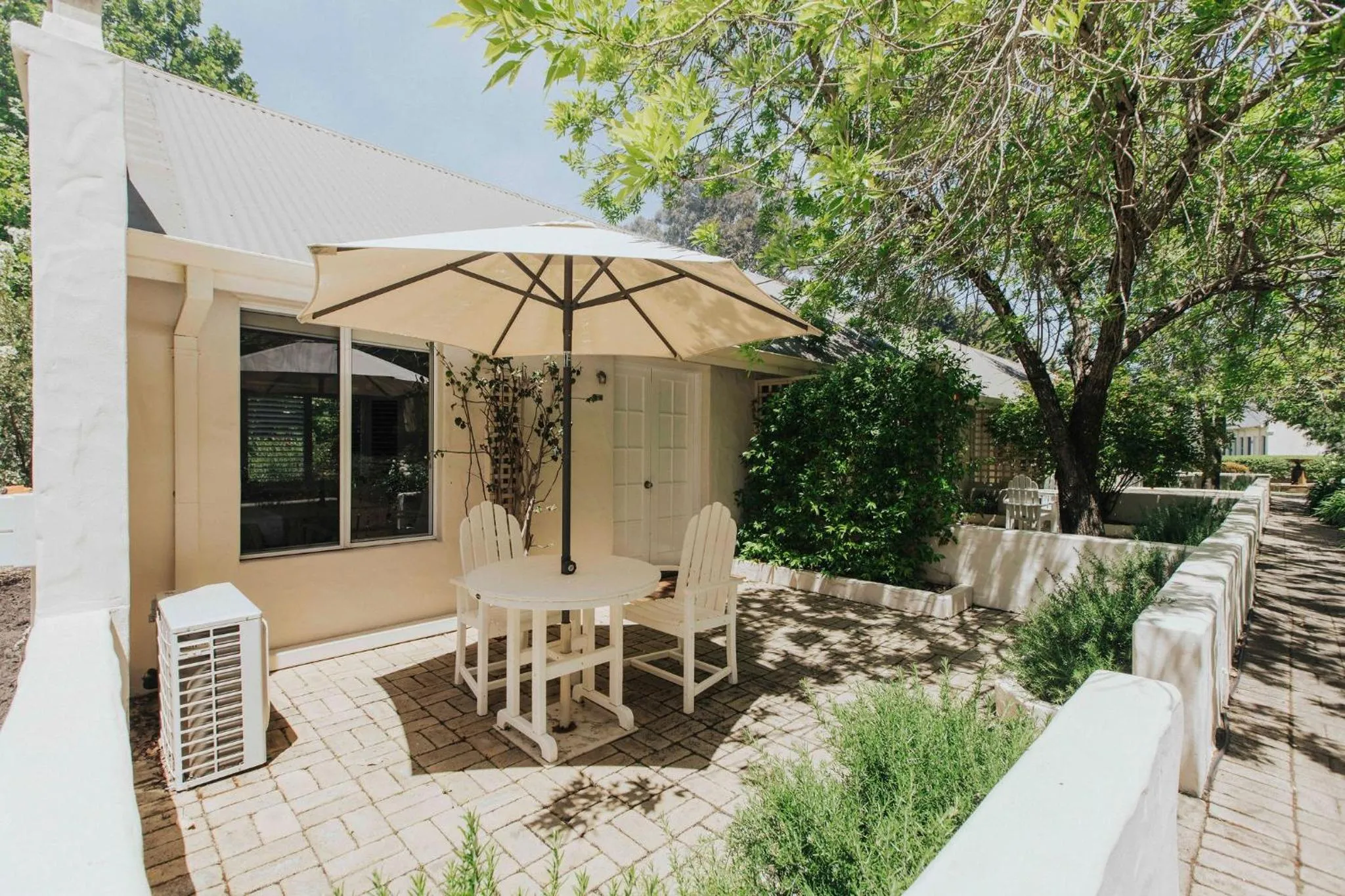 Garden view in Cape Lodge