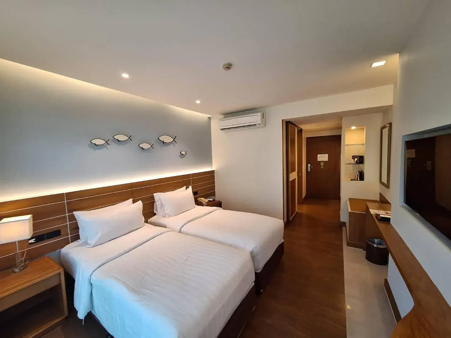Superior Double or Twin Room in Fisherman's Resort Haad Chao Samran Superior Double or Twin Room in Fisherman's Resort Haad Chao Samran
