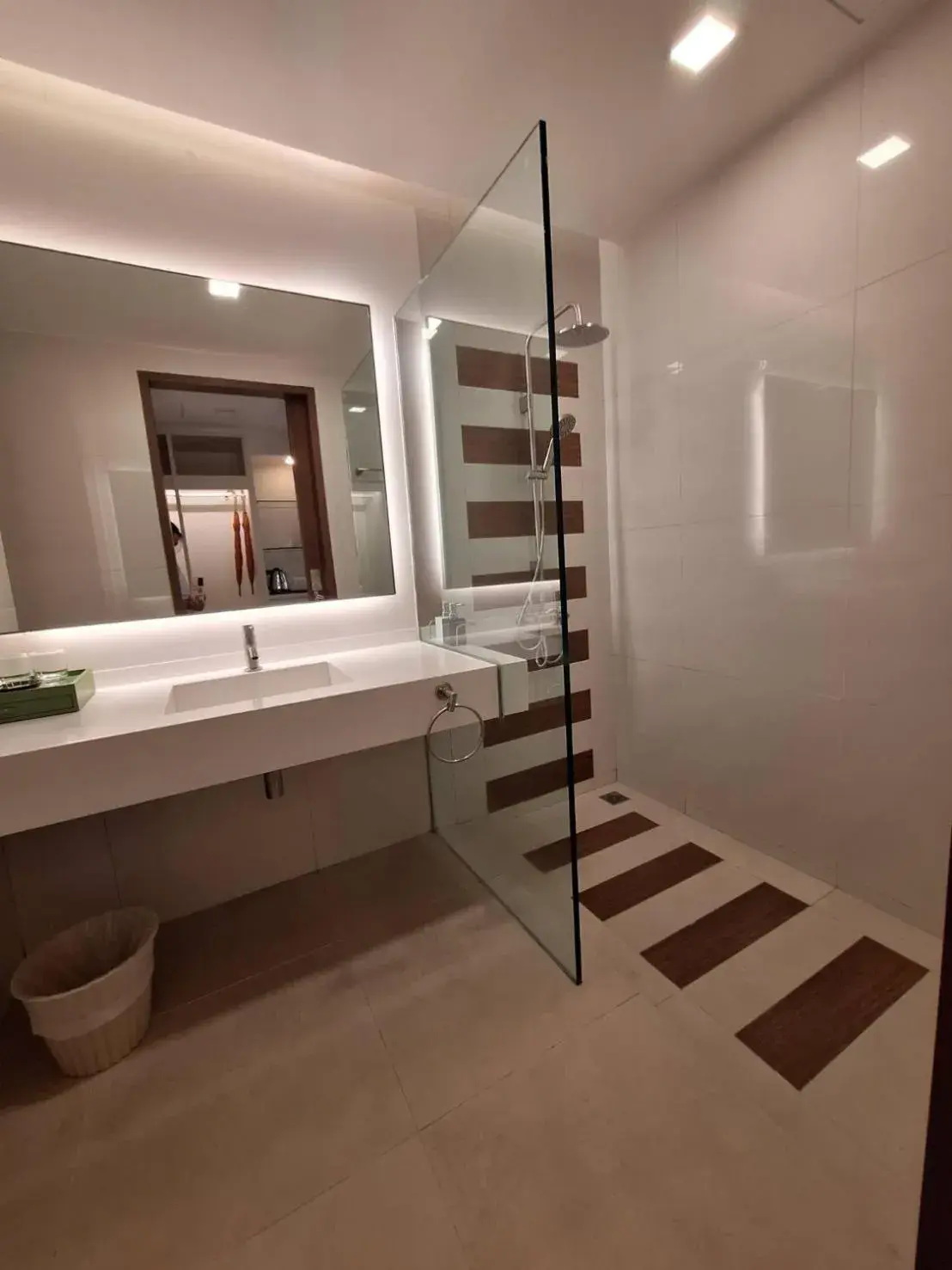 Superior Double or Twin Room in Fisherman's Resort Haad Chao Samran Superior Double or Twin Room in Fisherman's Resort Haad Chao Samran