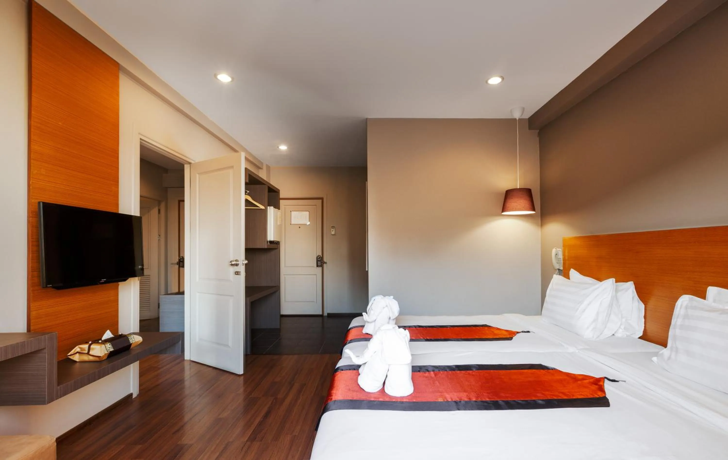 People, Bed in The Cottage Suvarnabhumi