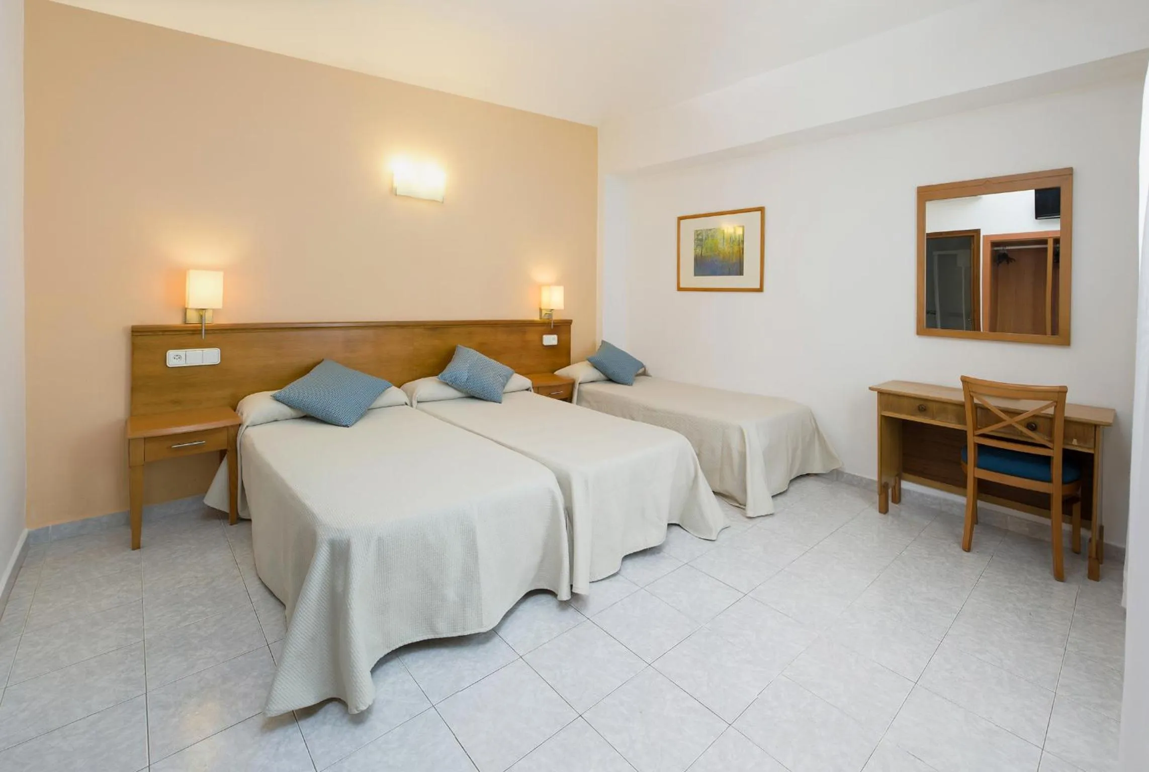 Bedroom in Hostal Mallorca