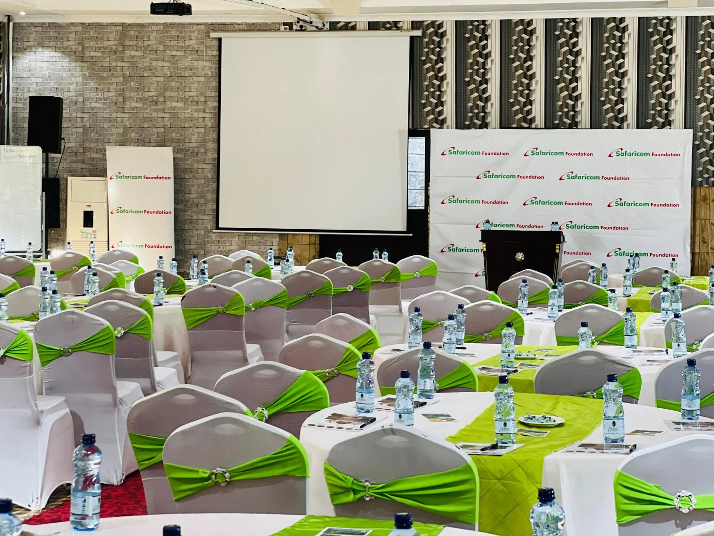 Banquet/Function facilities in Nokras Riverine Hotel & Spa