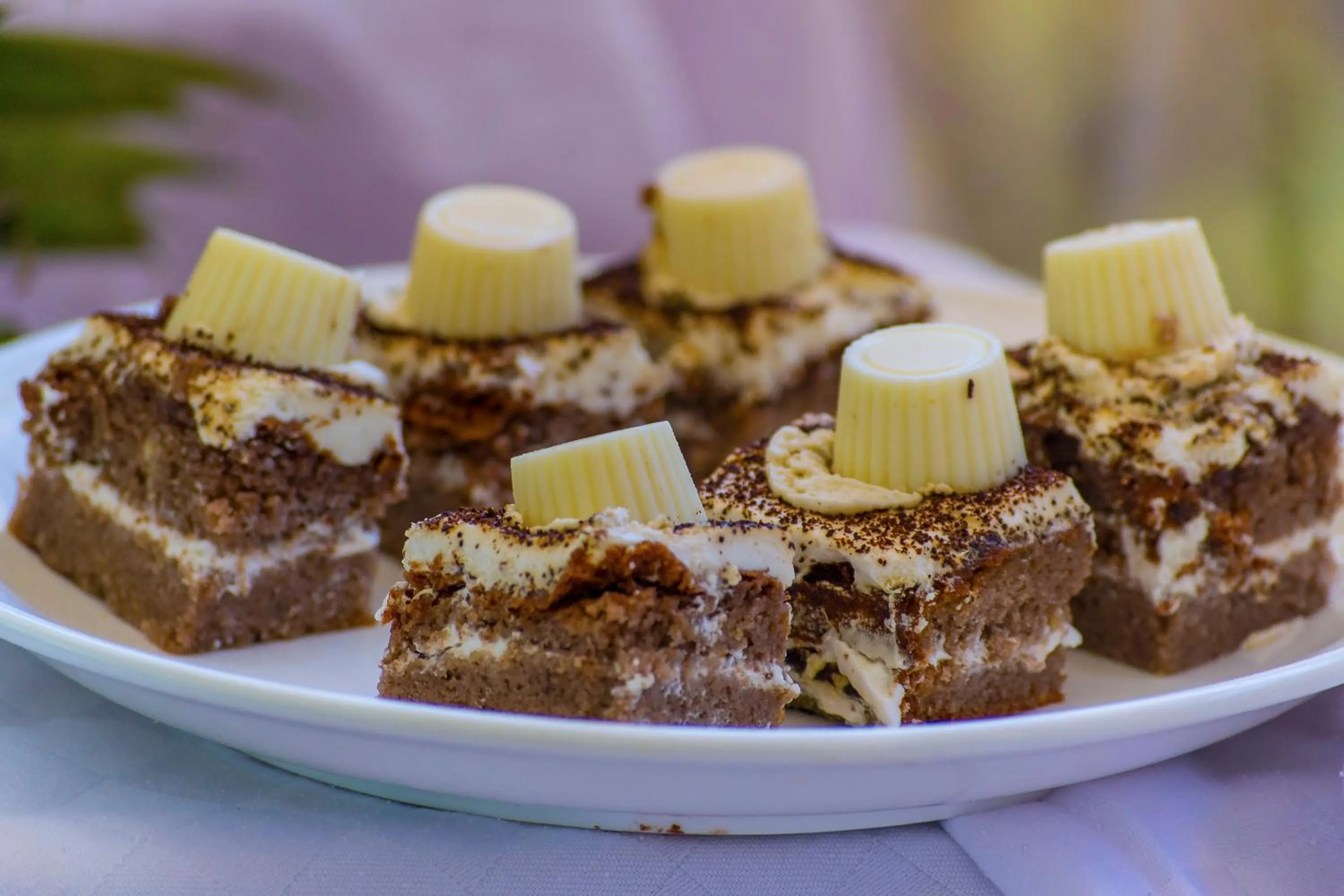 Food and drinks in Nokras Riverine Hotel & Spa