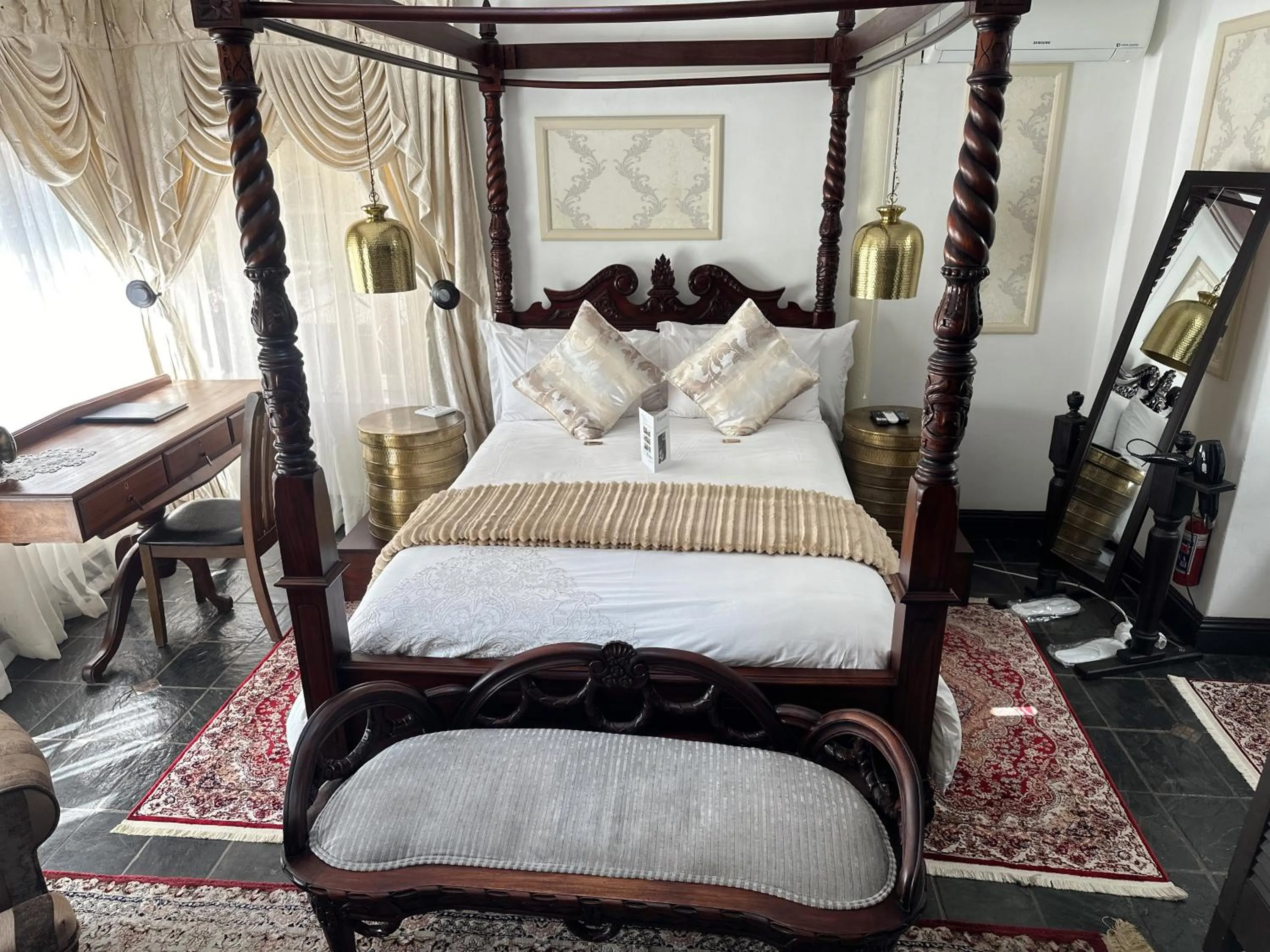 Photo of the whole room, Bed in Kiwara Guesthouse