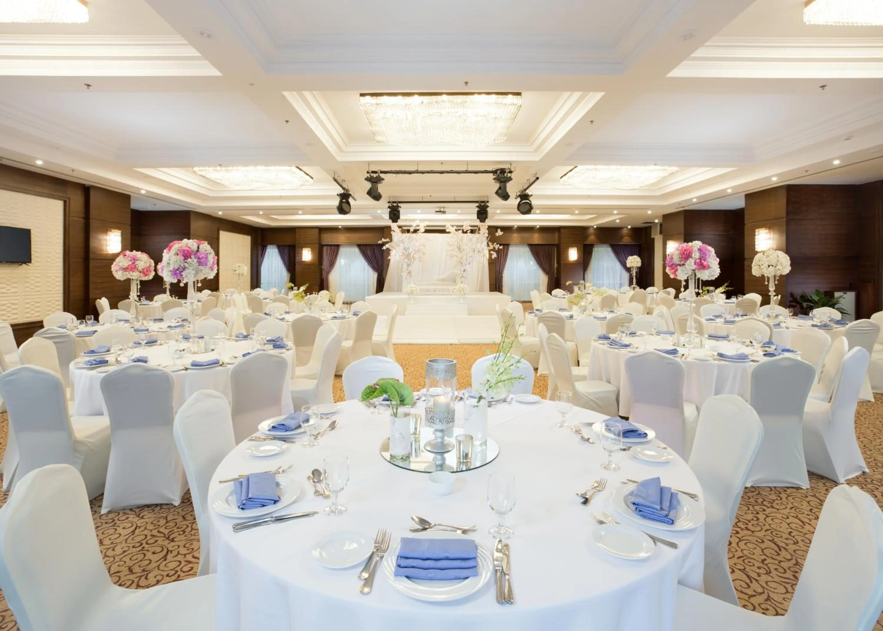 Banquet/Function facilities in Tolip Golden Plaza