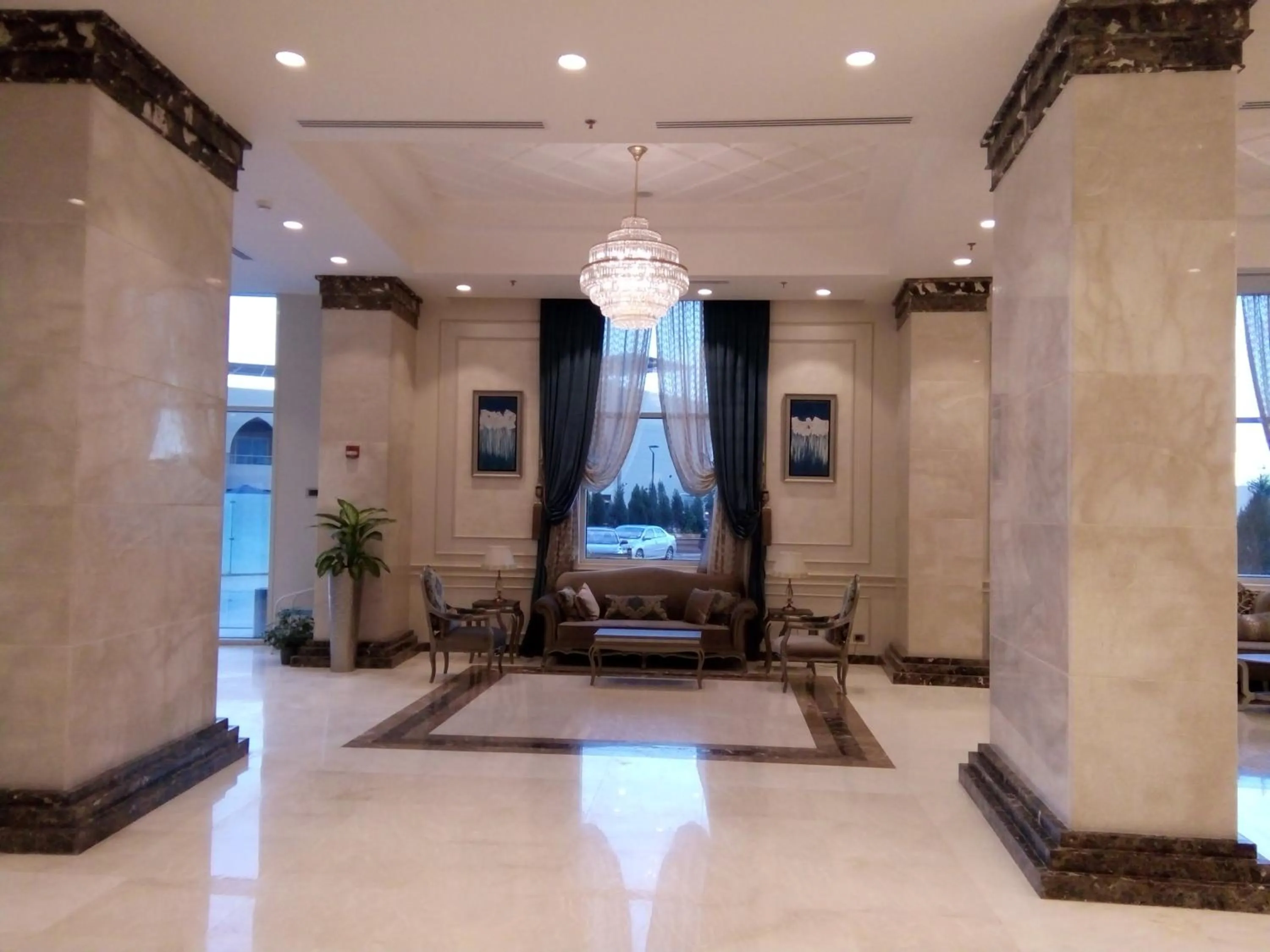 Lobby or reception in Tolip Golden Plaza