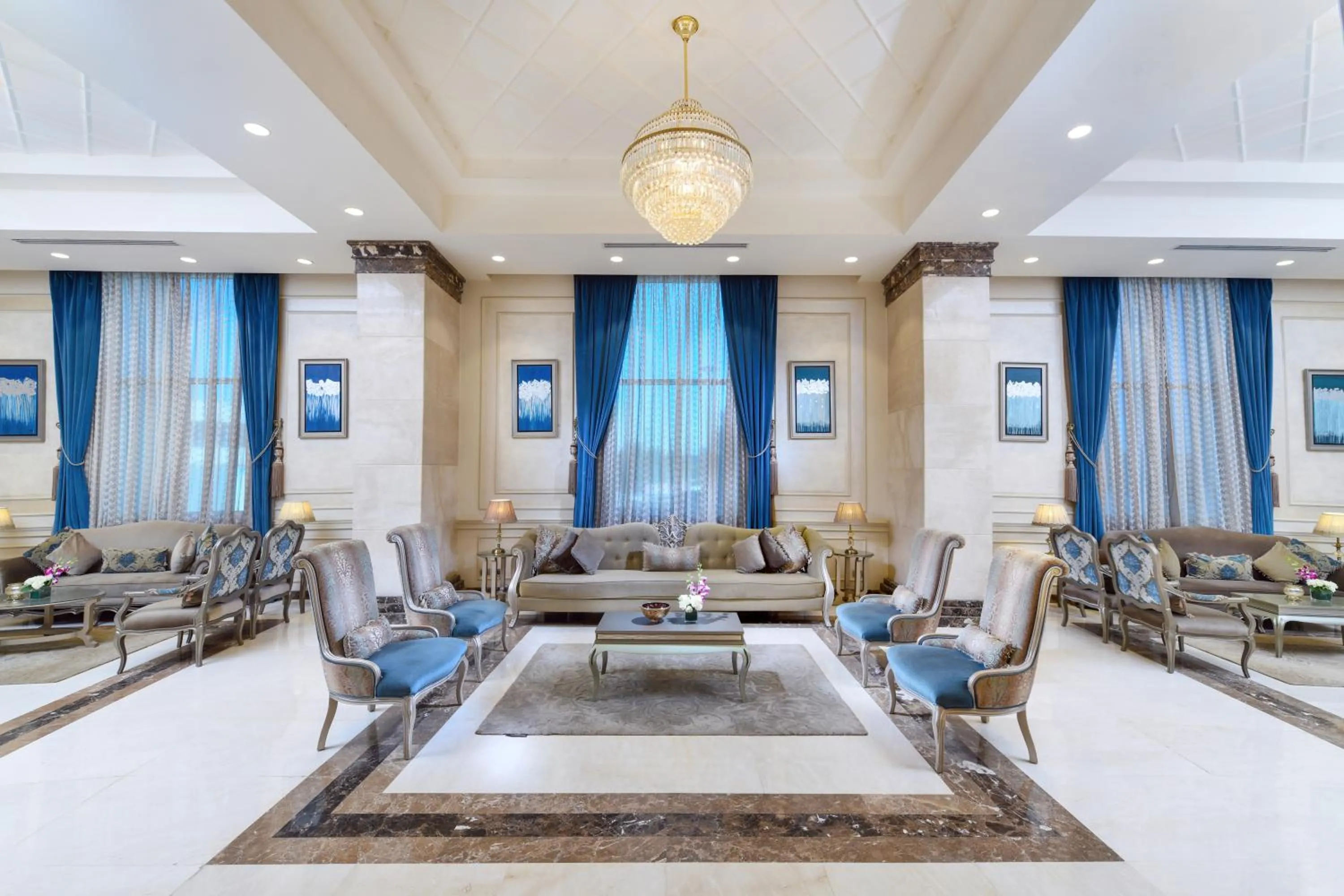 Lobby or reception in Tolip Golden Plaza