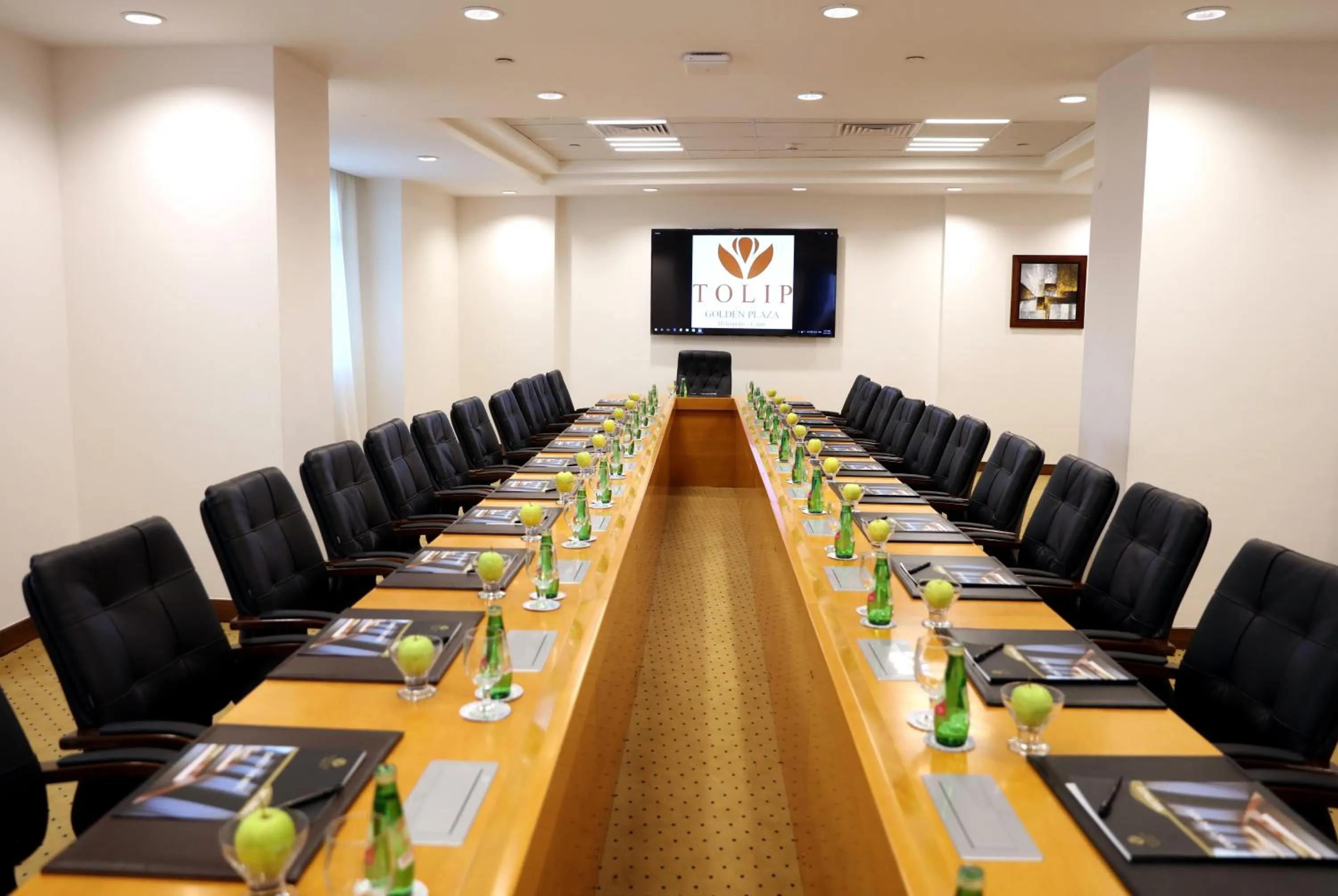Meeting/conference room in Tolip Golden Plaza