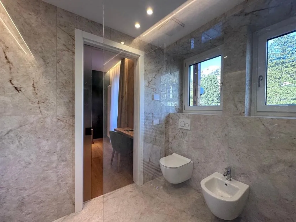 Toilet in Hotel Cima Rosetta - BW Signature Collection