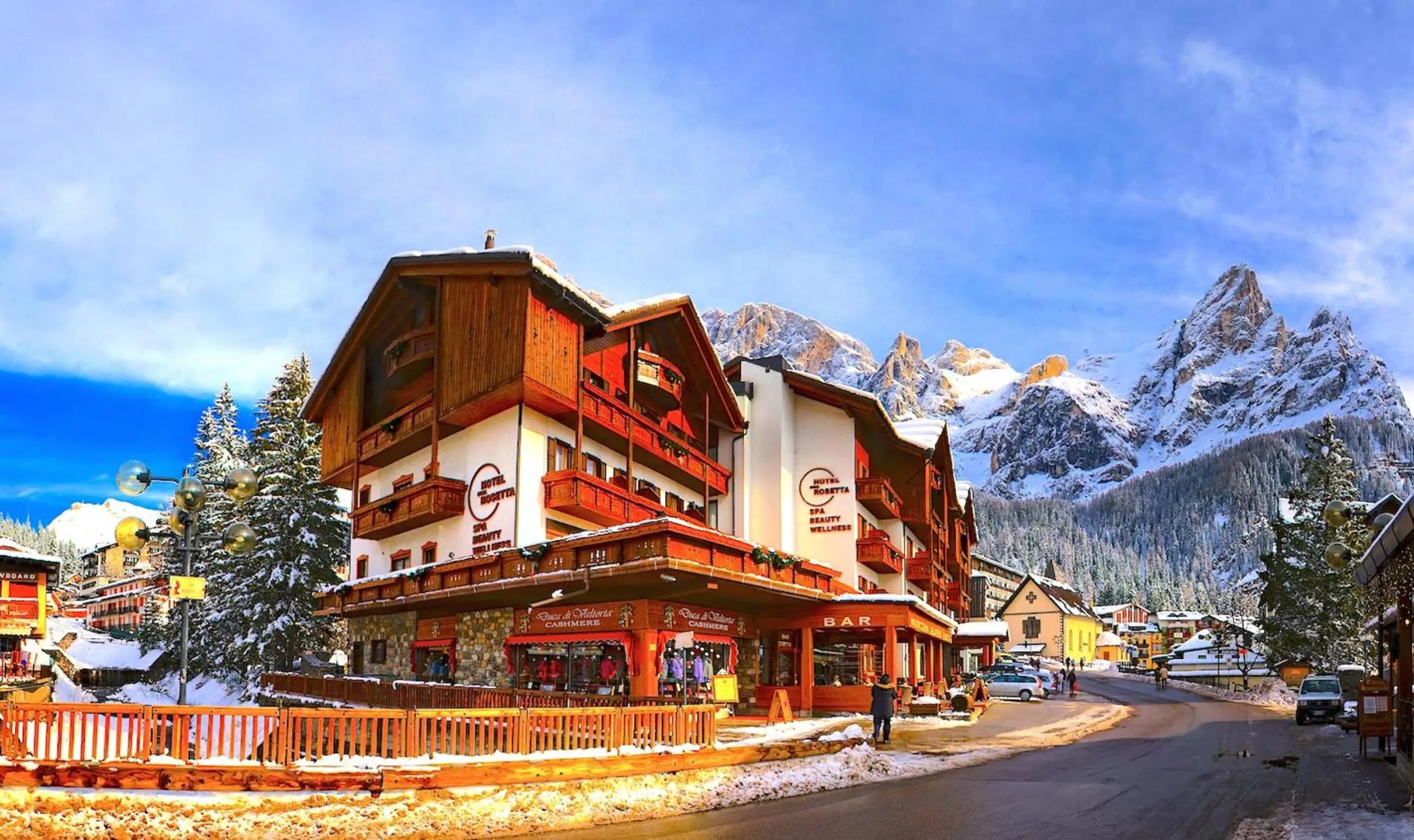 Facade/entrance in Hotel Cima Rosetta - BW Signature Collection