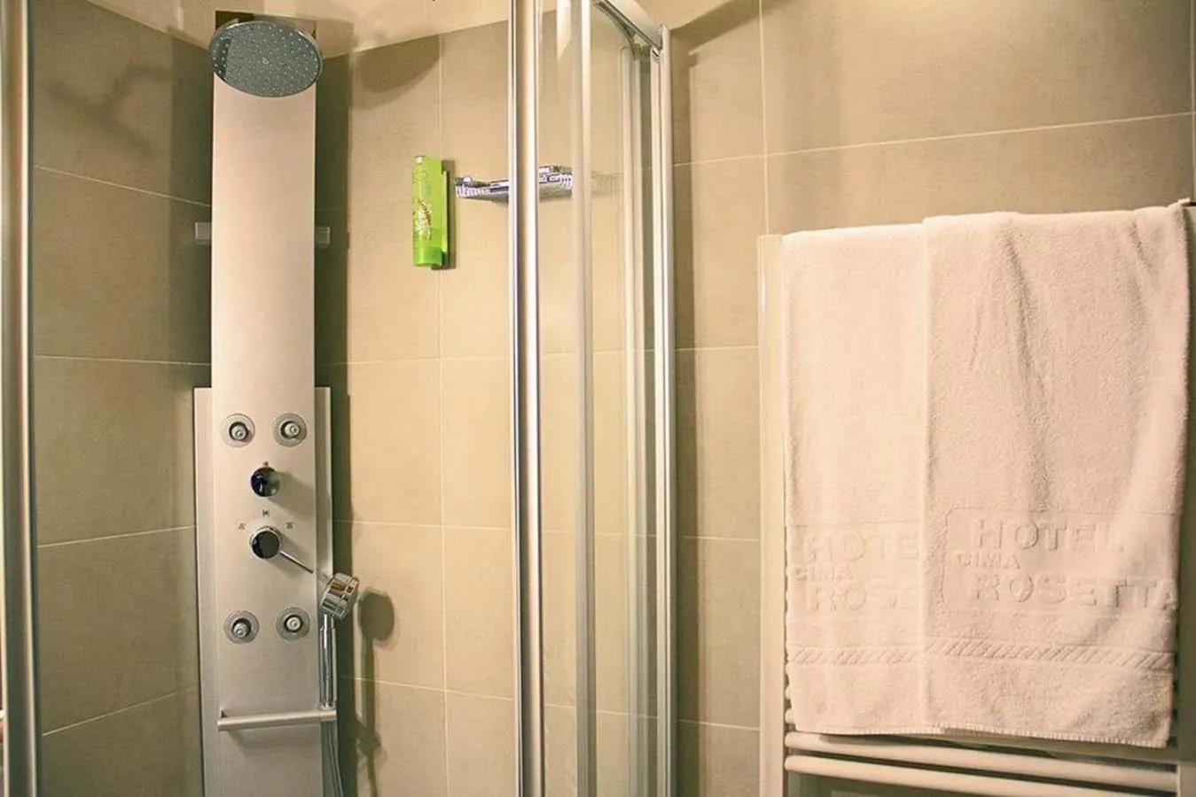 Bathroom in Hotel Cima Rosetta - BW Signature Collection