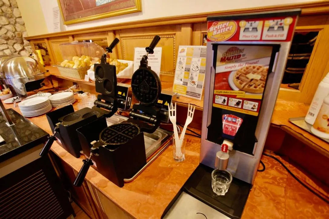 Food and drinks in Hotel Cima Rosetta - BW Signature Collection