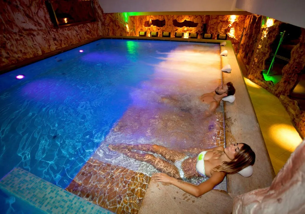 Massage in Hotel Cima Rosetta - BW Signature Collection