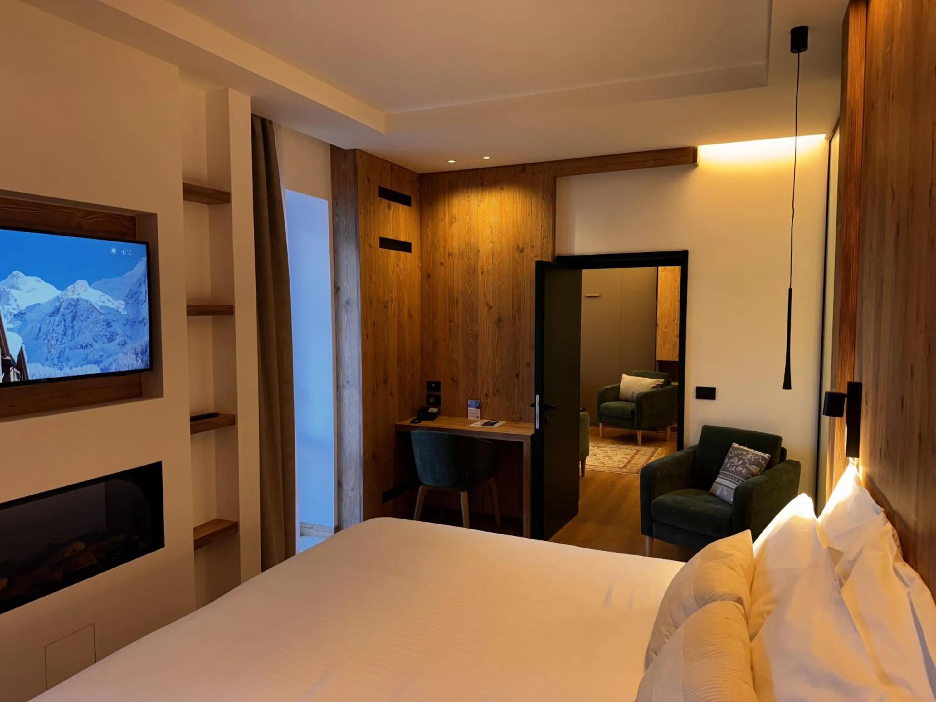 TV and multimedia, Bed in Hotel Cima Rosetta - BW Signature Collection