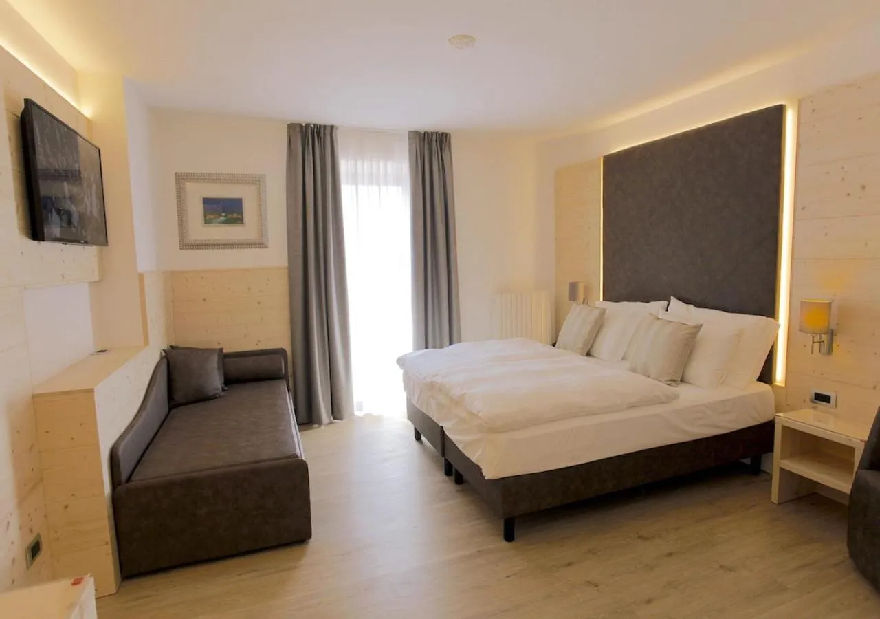 Bed in Hotel Cima Rosetta - BW Signature Collection