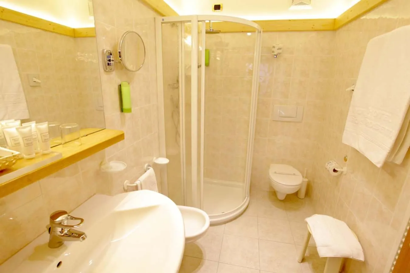 Bathroom in Hotel Cima Rosetta - BW Signature Collection