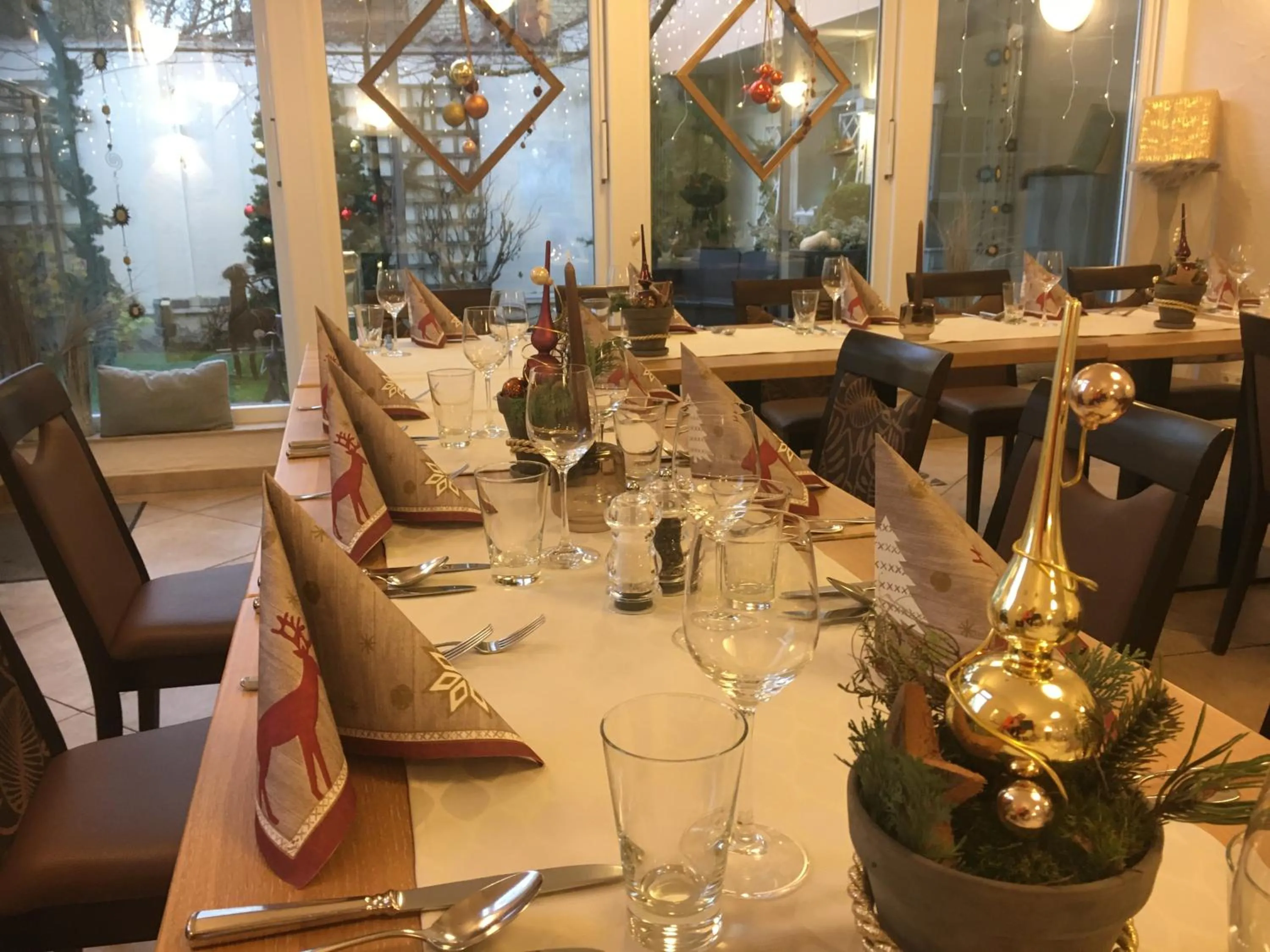 Restaurant/places to eat in Hotel Ebnet