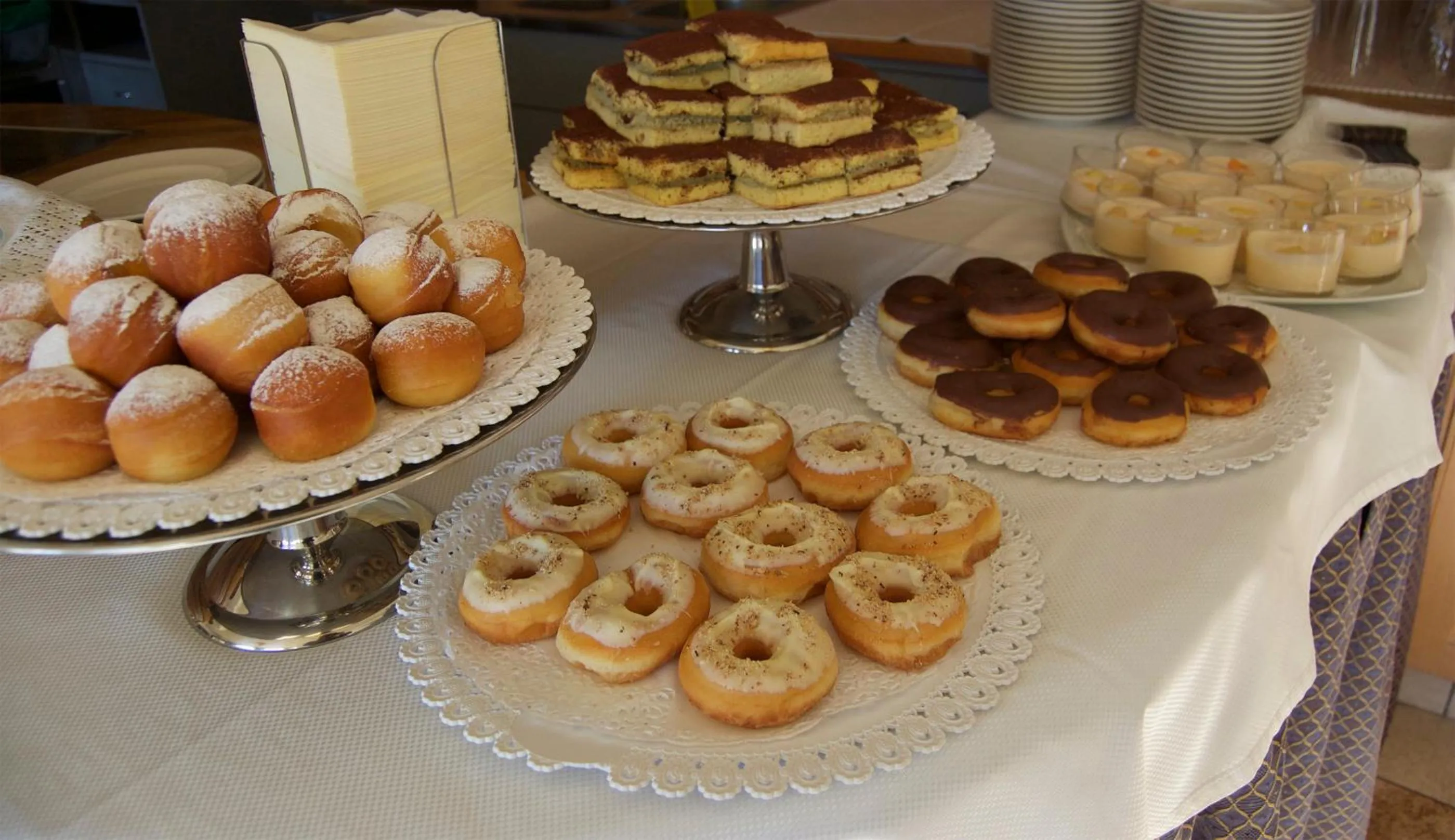 Breakfast in Hotel Alle Alpi