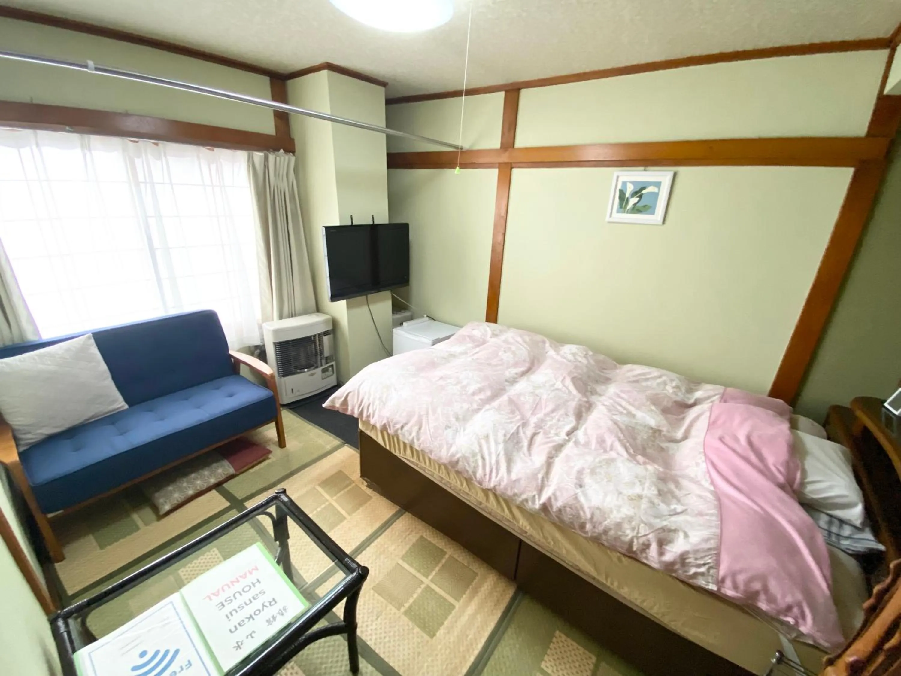 Bedroom, Bed in Ryokan Sansui