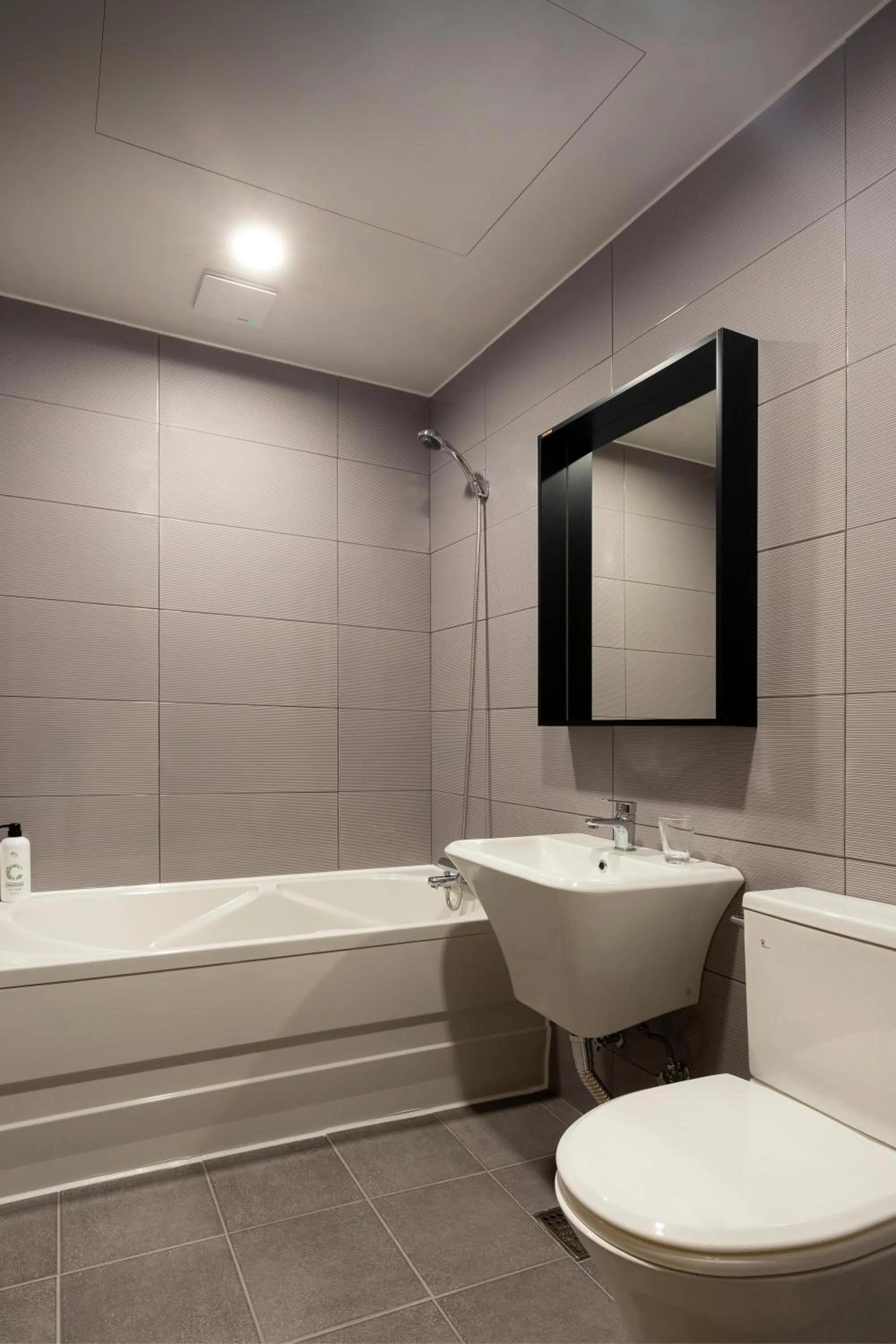 Bathroom in Gyeongpo Vista Hotel