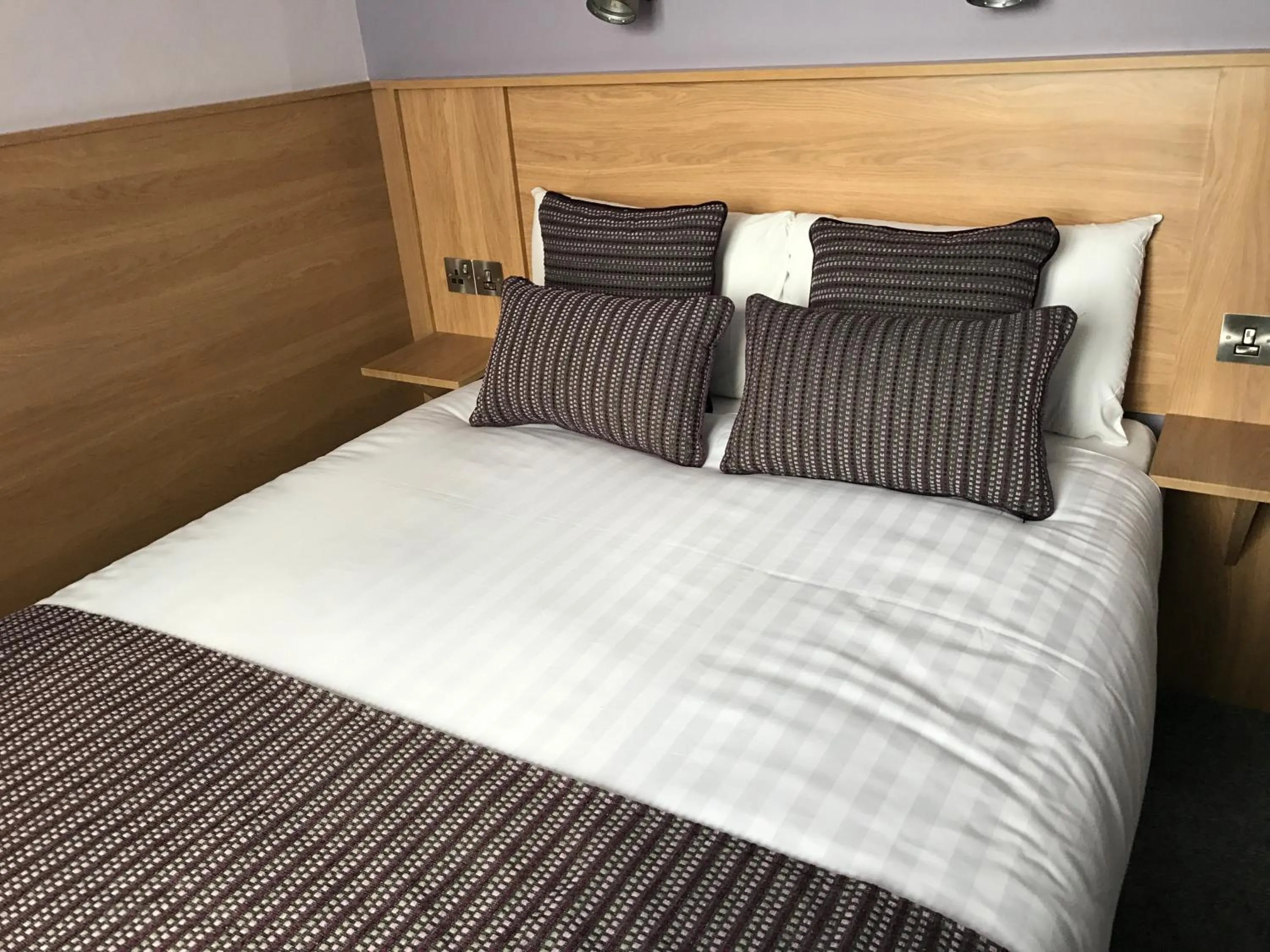 Bed in Kennedys B&B Drumcondra